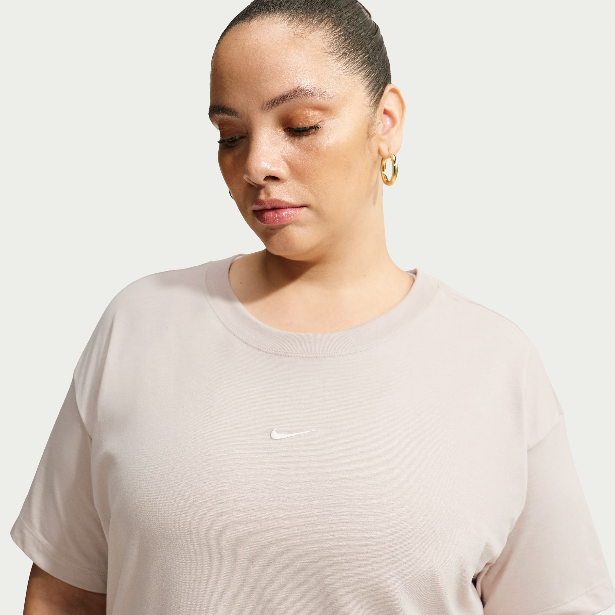 Women's Nike Sportswear Classic Oversized Short-Sleeve T-Shirt (Plus Size) in Brown | IH7603-236
