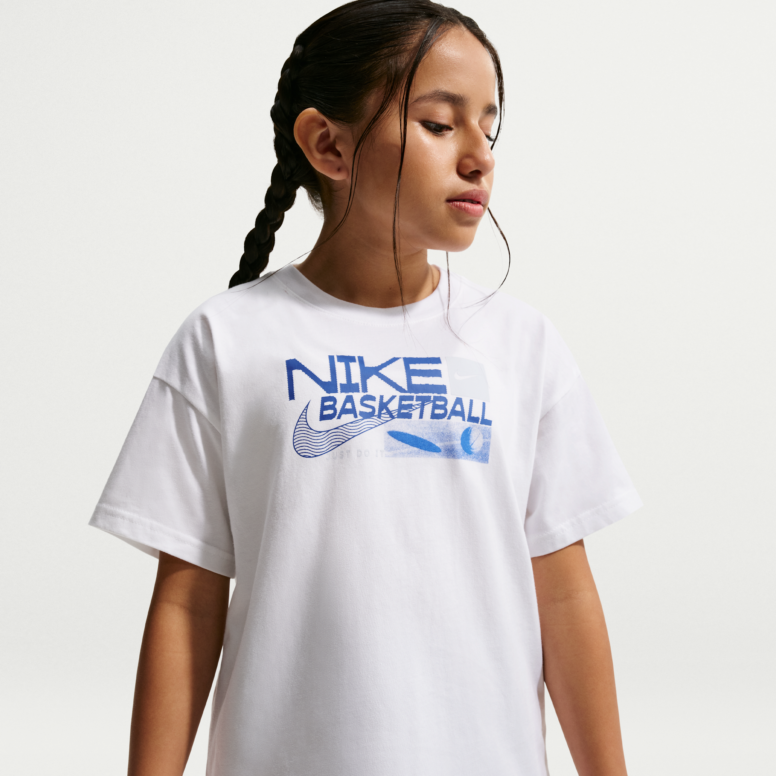 Nike Sportswear Kids' T-Shirt in White | II0637-100