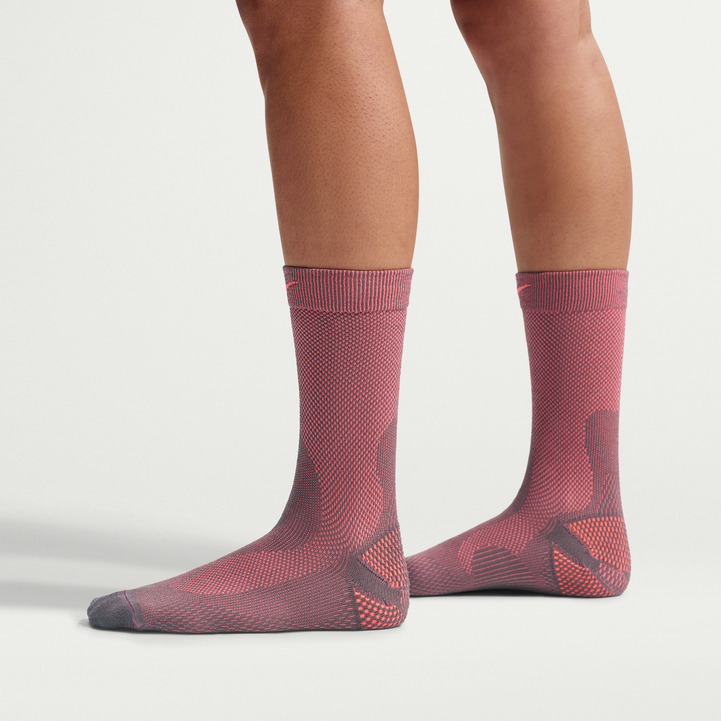Nike Unisex Run Lightweight Running Crew Socks (1 Pair) in Purple | HV6919-502
