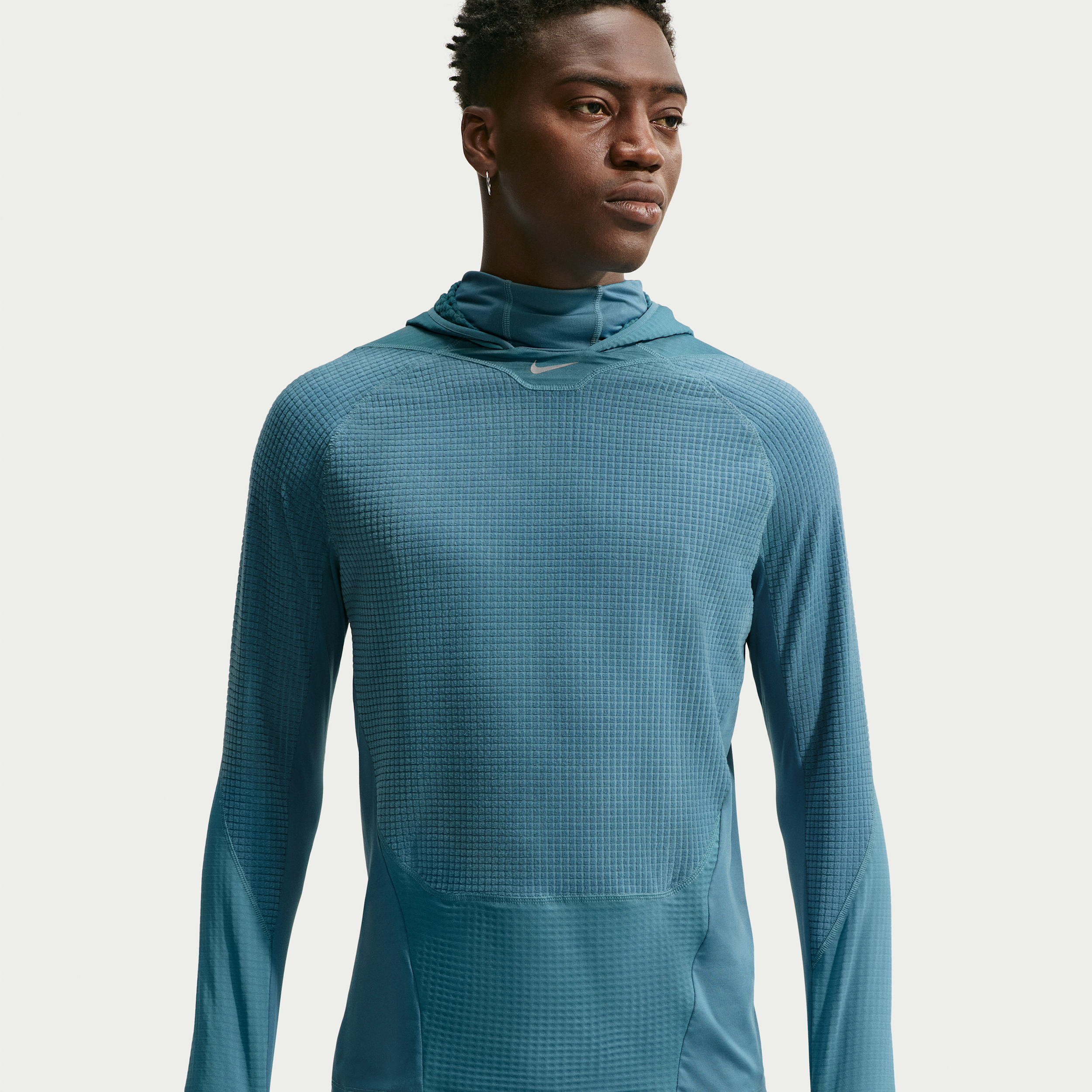 Nike Men's Stride Therma-FIT Winterized Running Mid Layer in Blue | IO1244-008
