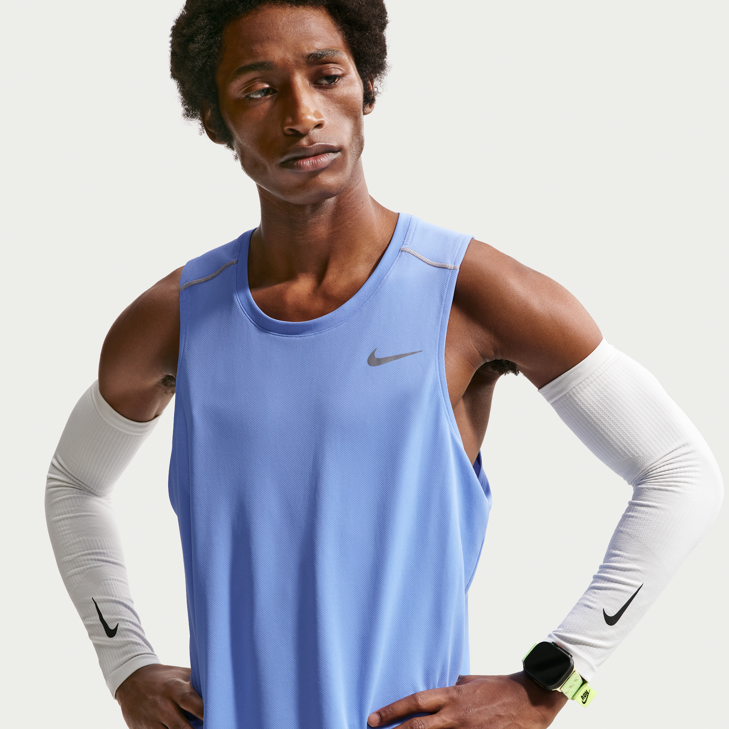 Nike Miler Uv Dri Fit Mens Crew Neck Sleeveless Active Tank Top, Small, Blue