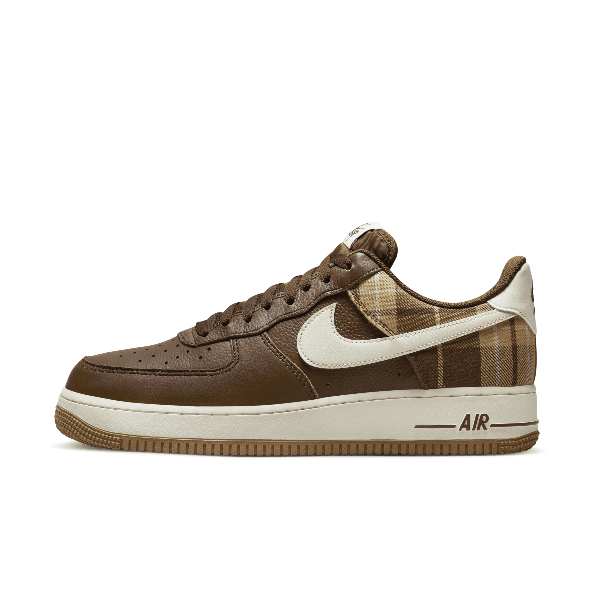 Nike Air Force 1 07 Lx Sneaker In Brown