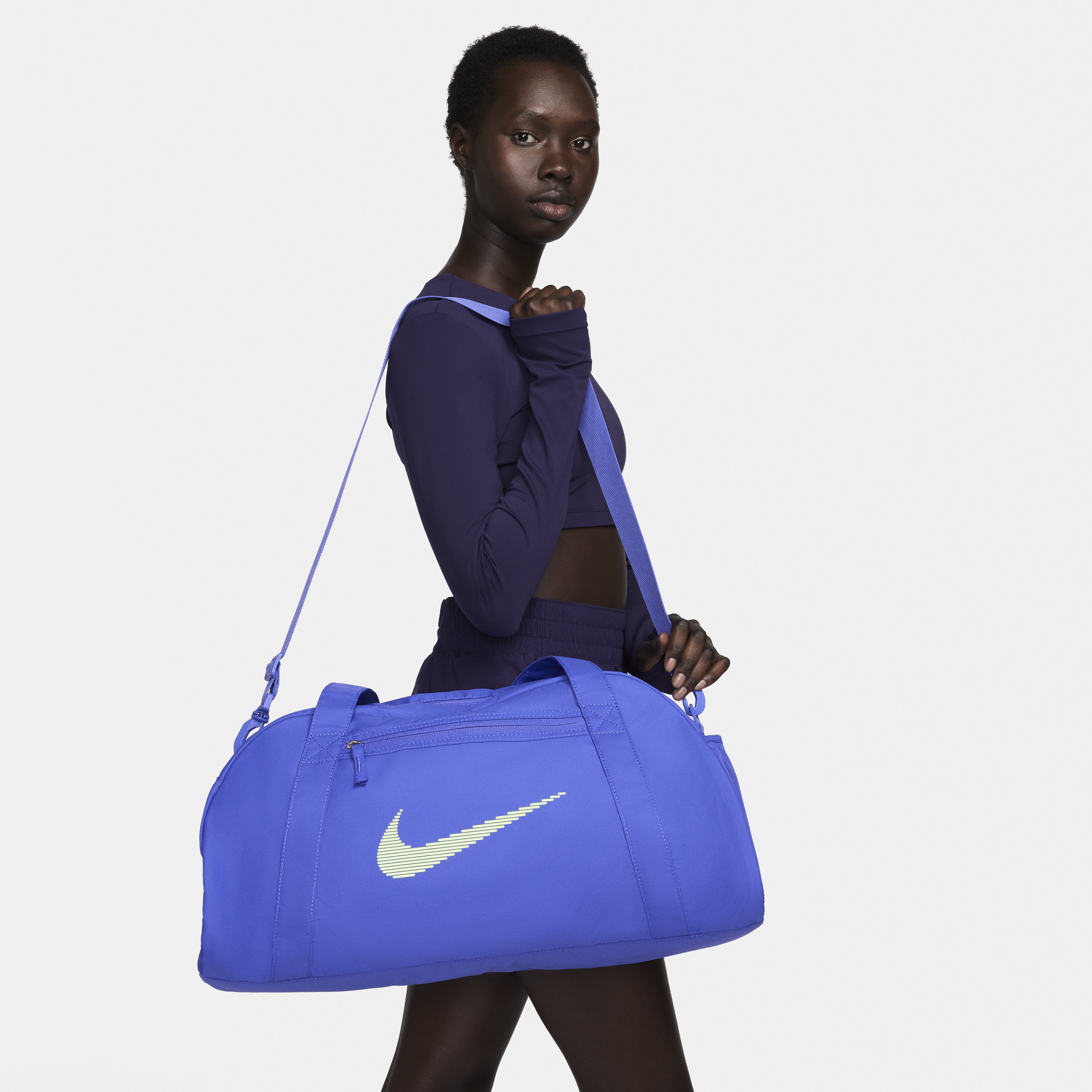 Nike Women's Gym Club Duffel Bag (24l) In Purple