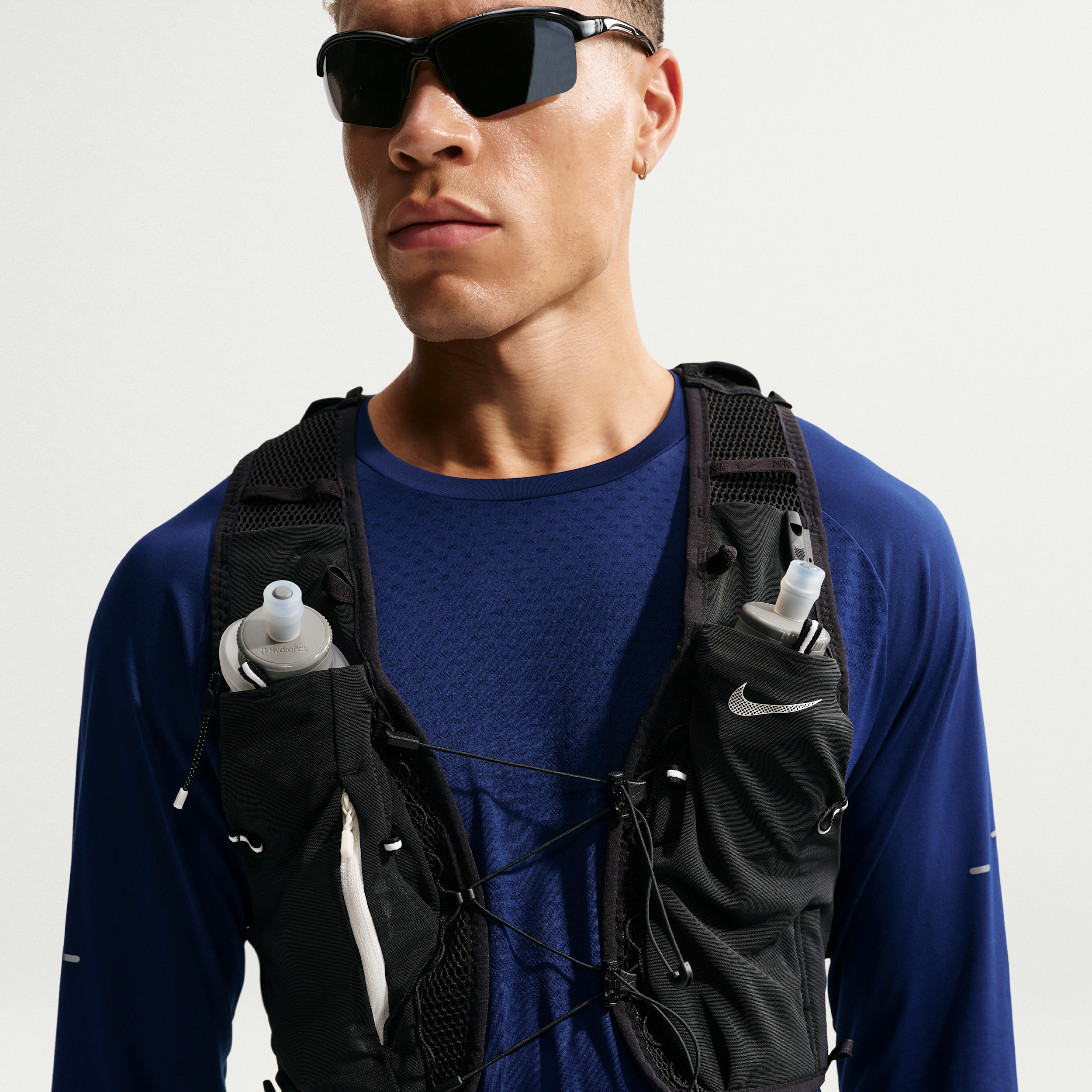 Nike Unisex Trail Running Running Vest (5l) In Black