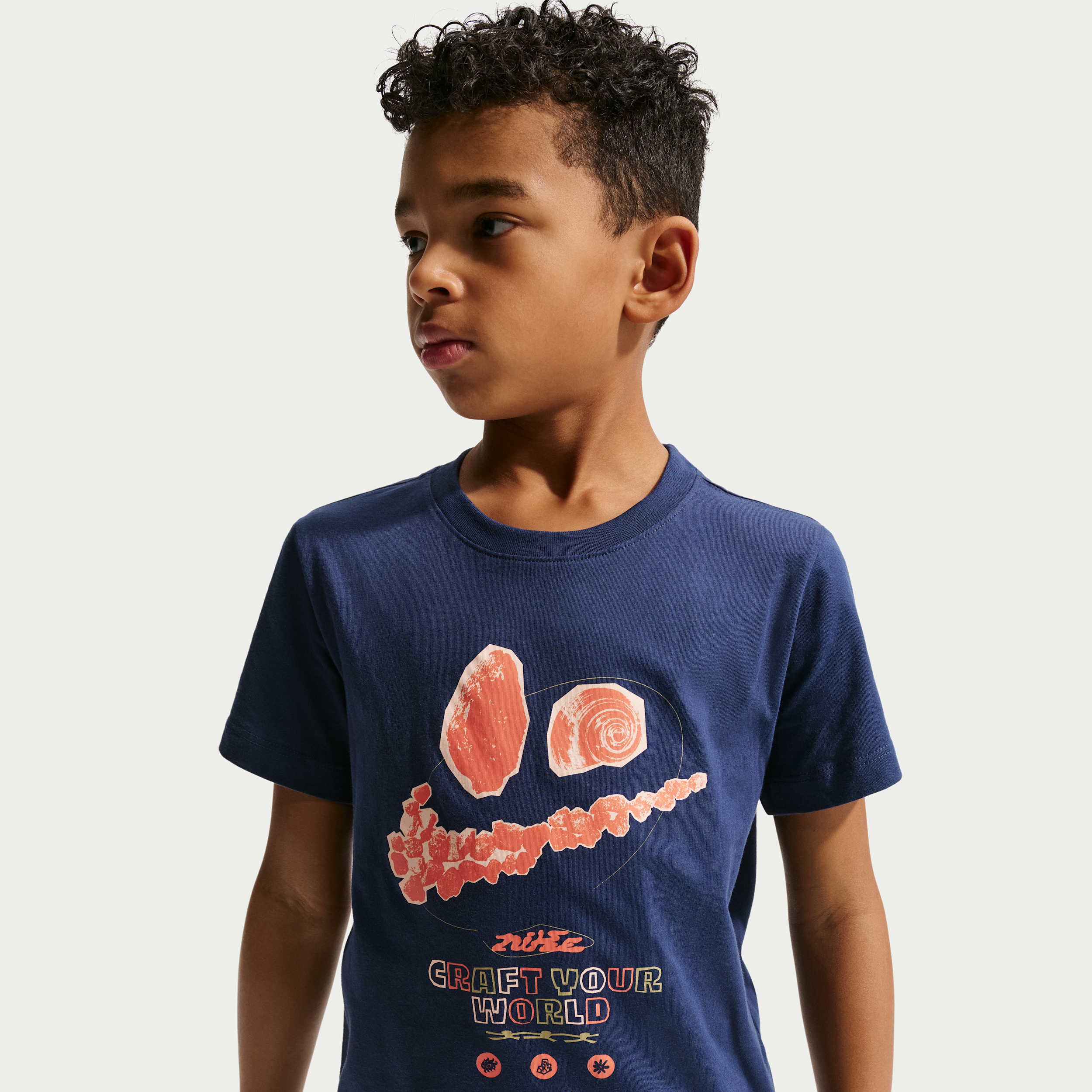 Nike Sportswear Big Kids' T-Shirt in Blue | II0632-410