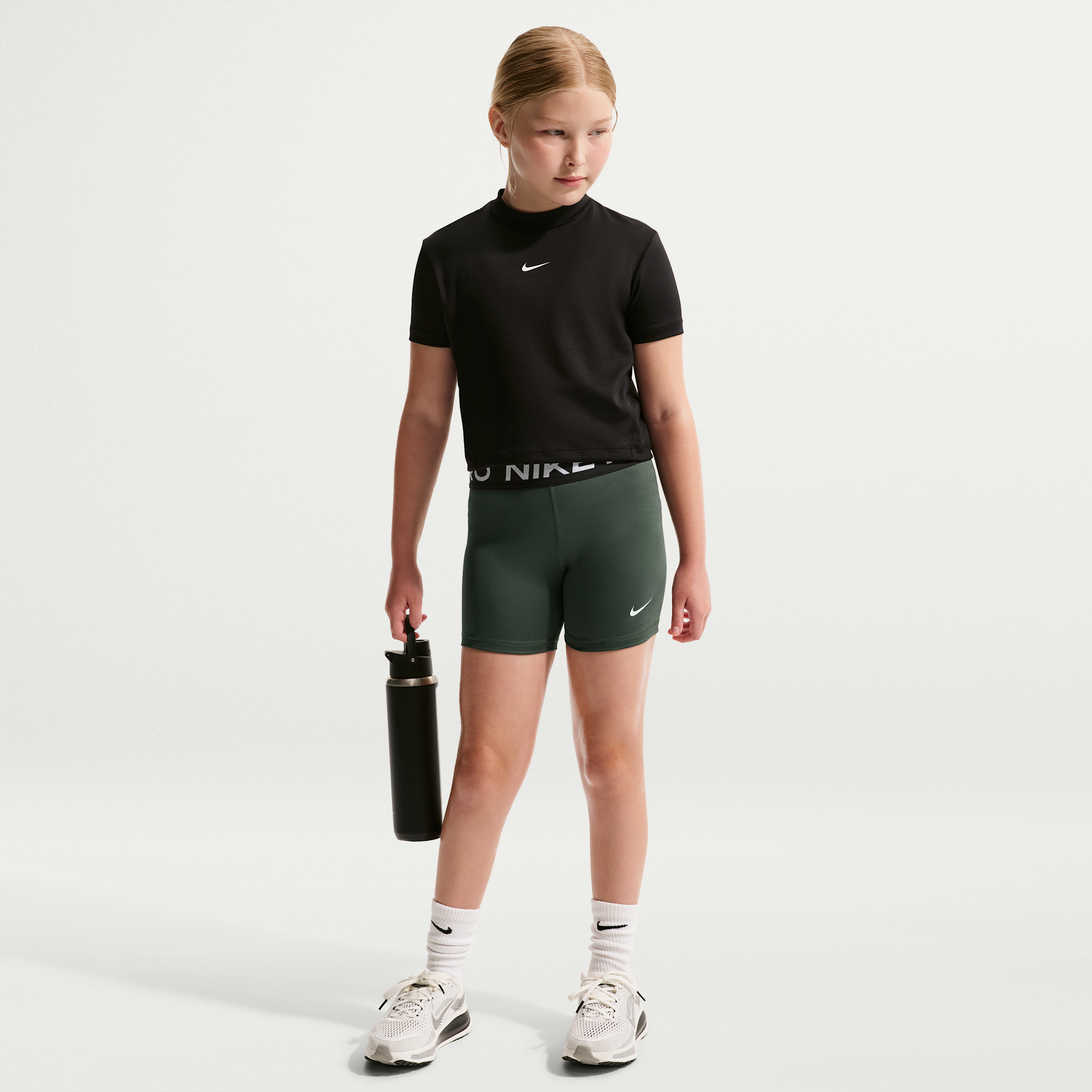 Women's Nike Pro Girls' Shorts in Green | DA1033-303