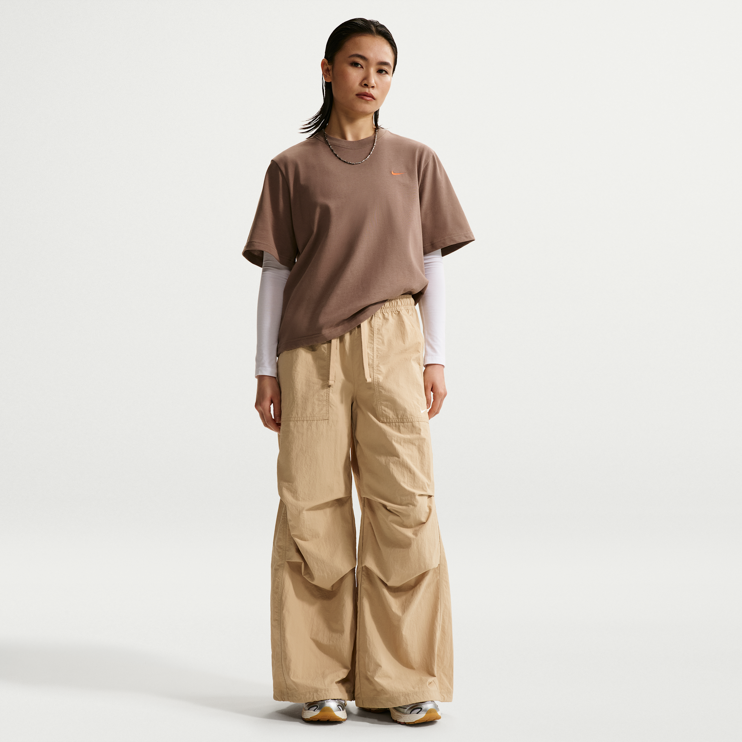 Women's Nike Sportswear Loose Mid-Rise Structured Pants in Brown | IR1638-286