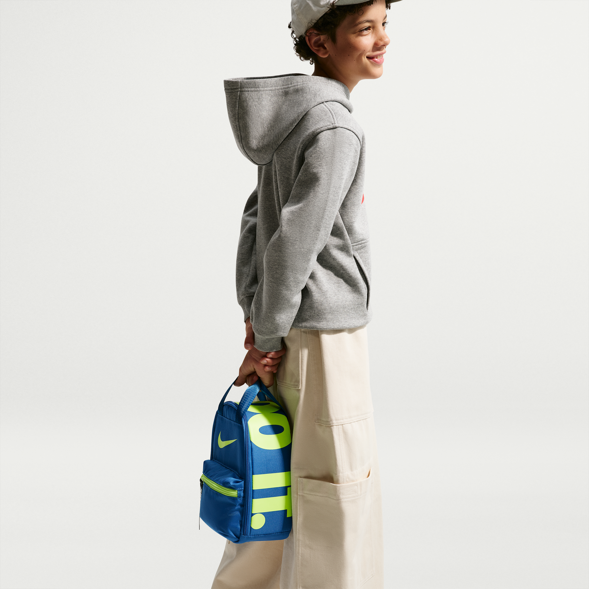 Nike Men's "Just Do It" Zip-Pull Lunch Bag (4L) in Blue | 9A2937-B4T