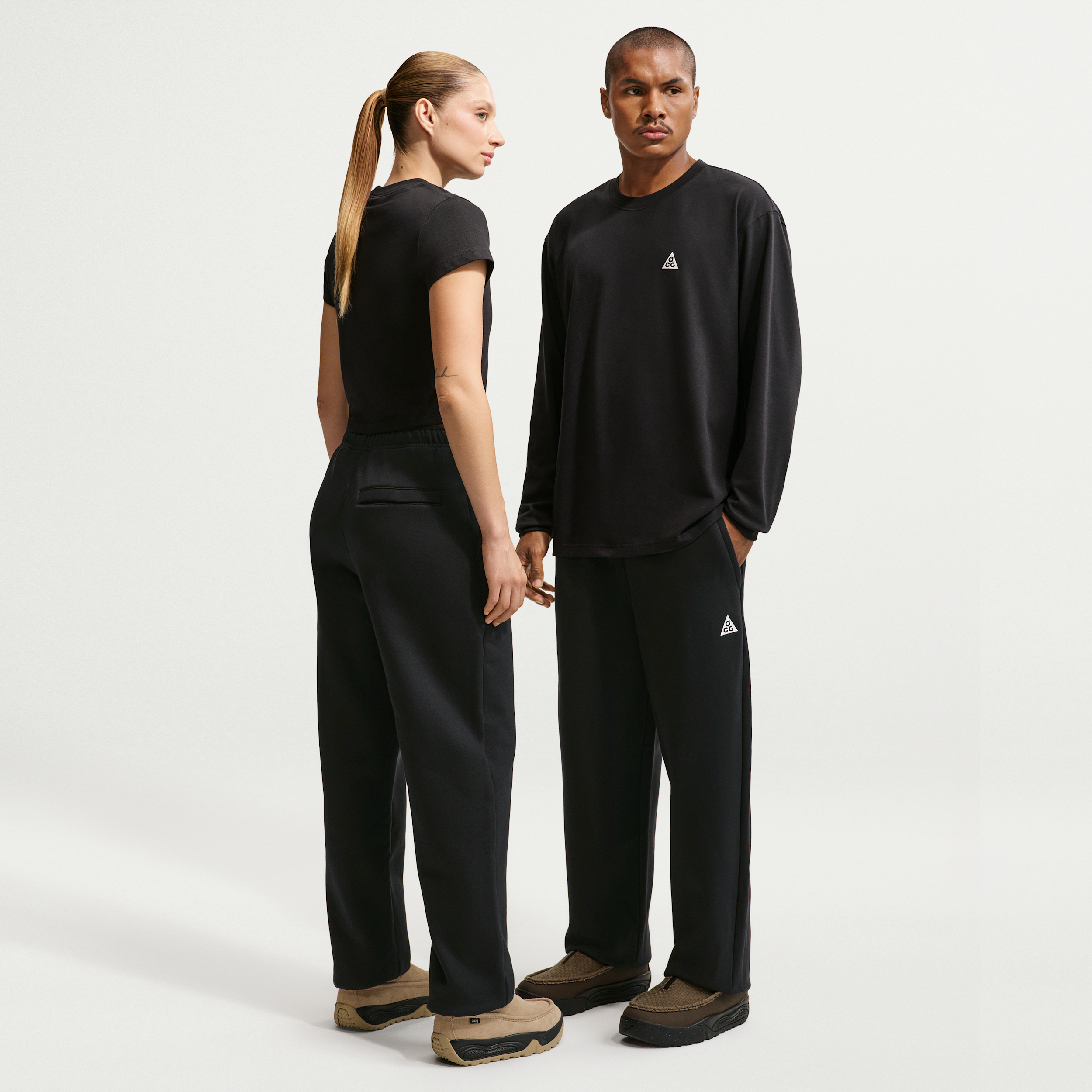 Nike Men's ACG Tuff Fleece Triangle Pants, Medium, Black
