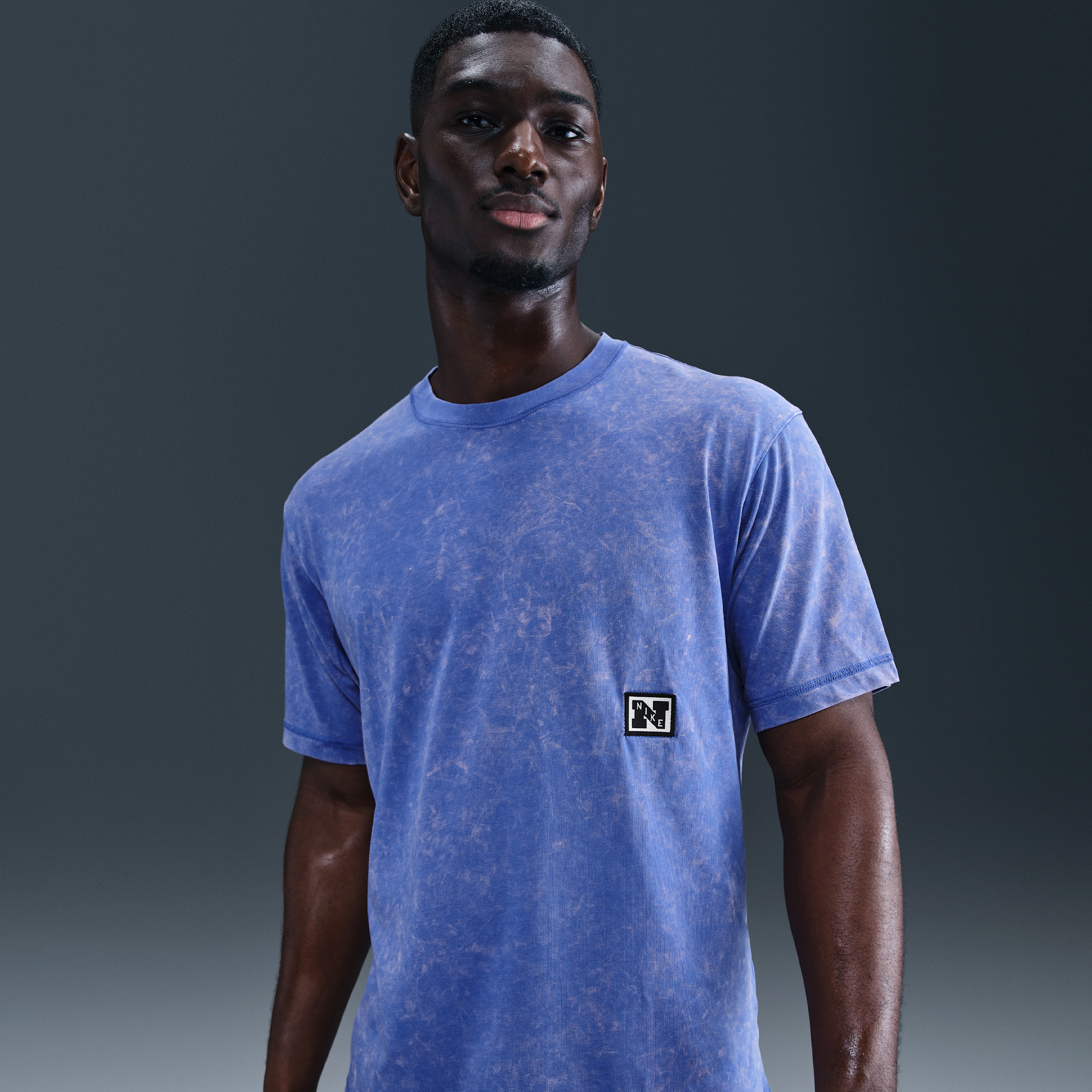 Nike Men's Gym Heritage Dri-FIT Short-Sleeve Training Top in Blue | HV0627-411