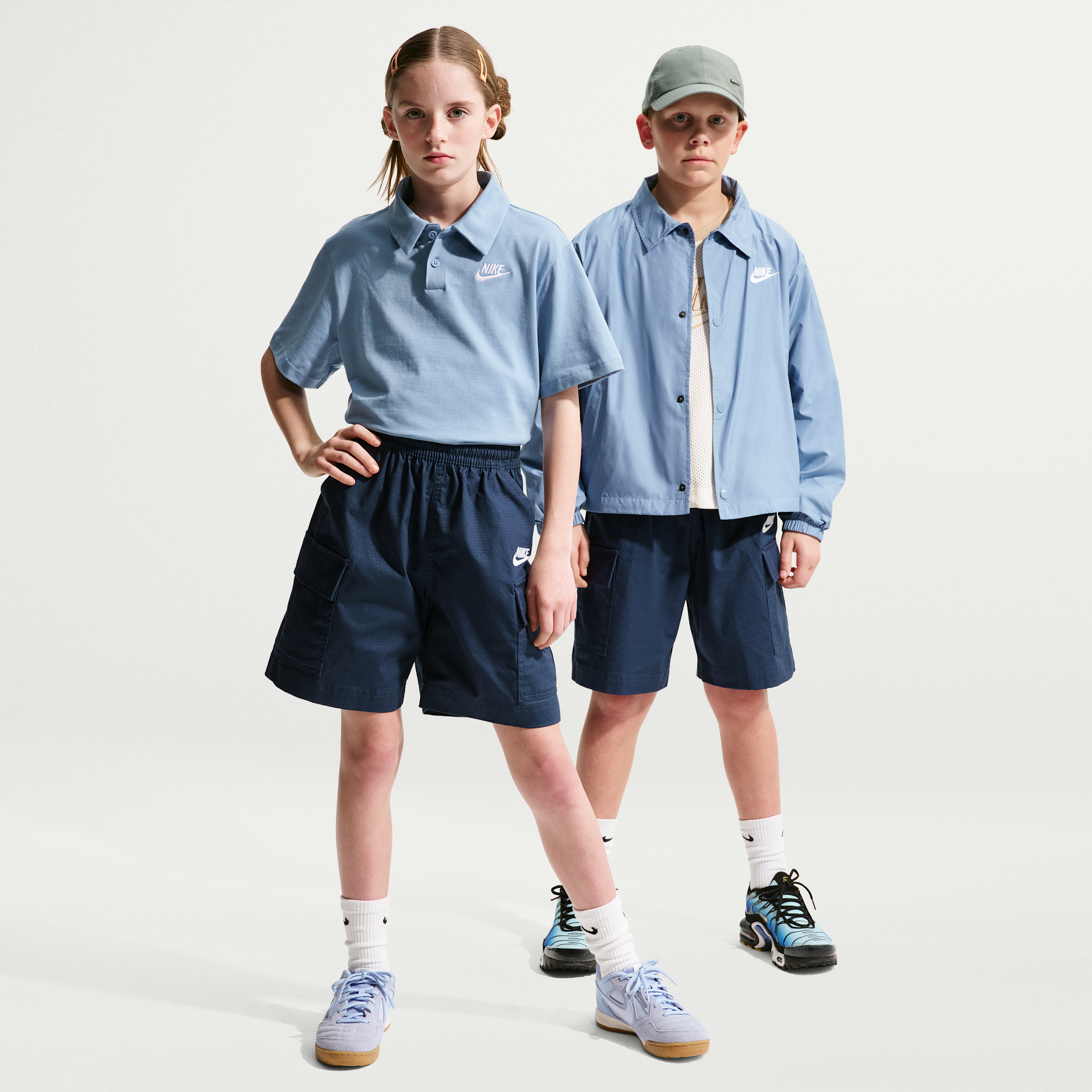 Nike Sportswear Club Big Kids' Woven Cargo Shorts in Blue | IF2840-410