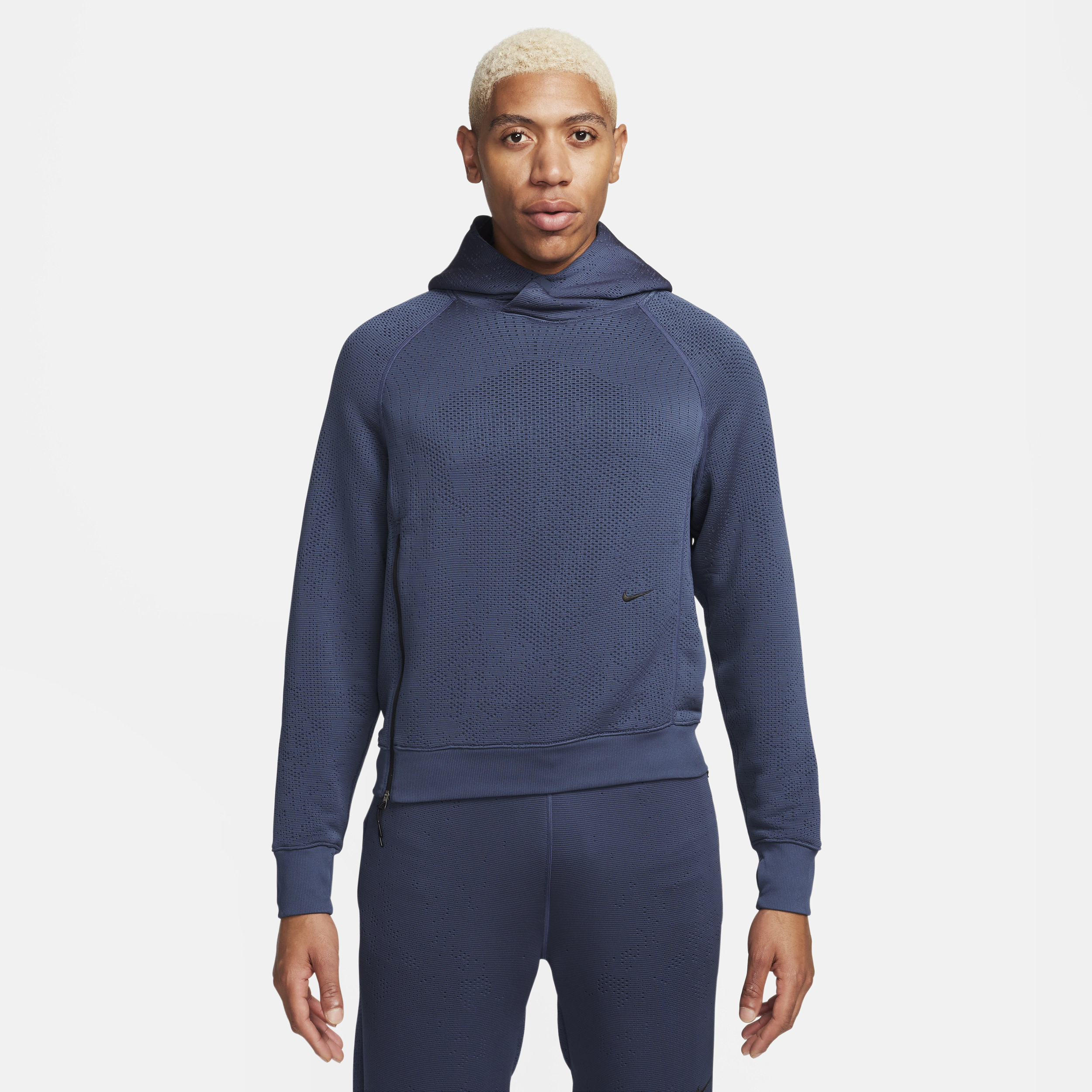 Nike Men's Therma-fit Adv A.p.s. Hooded Versatile Top In Blue