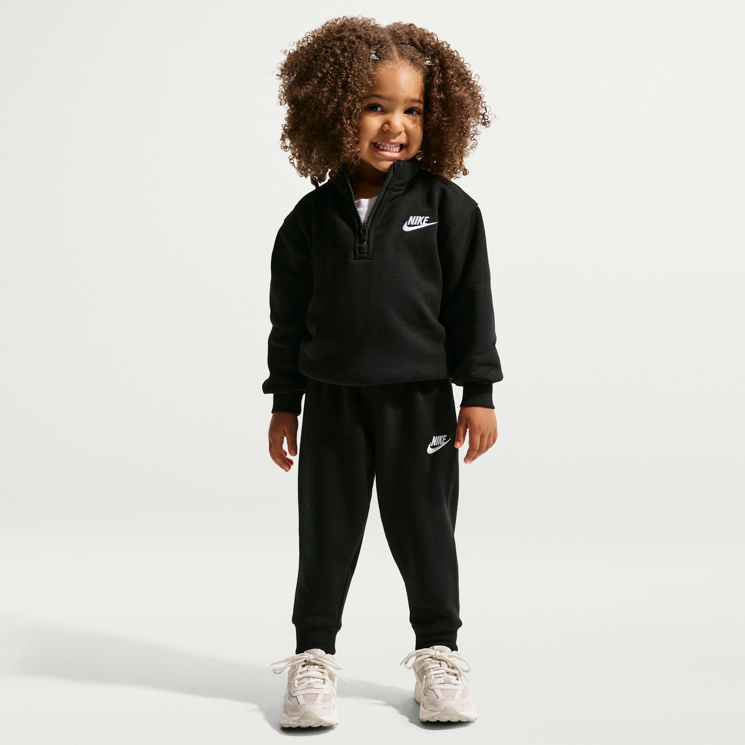 Nike Boy Toddler 2T-4T Logo Detail Sweatshirt and Jogger Pants, 2-Piece Set - Black