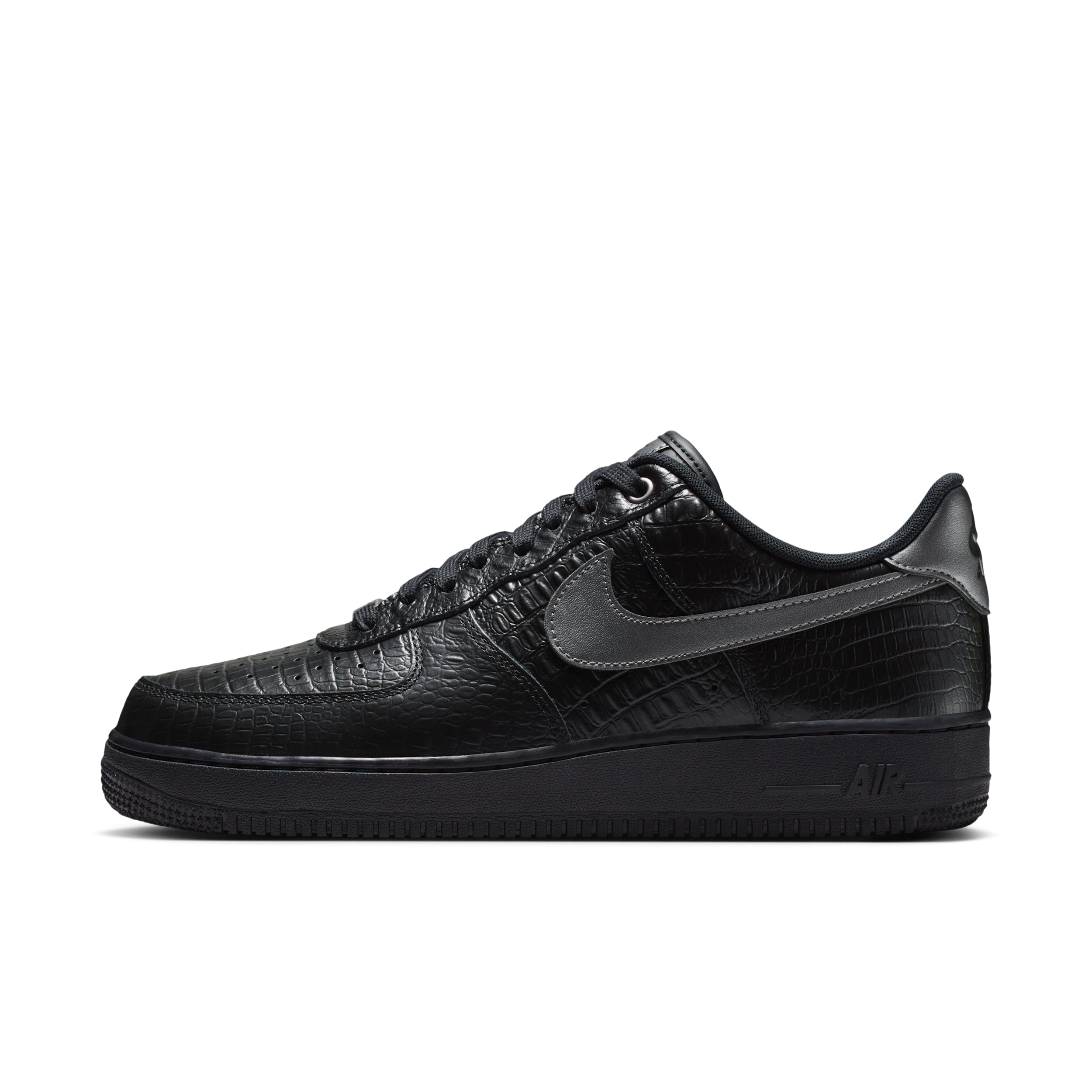 Nike Men's Air Force 1 '07 Shoes in Black | IV6306-010