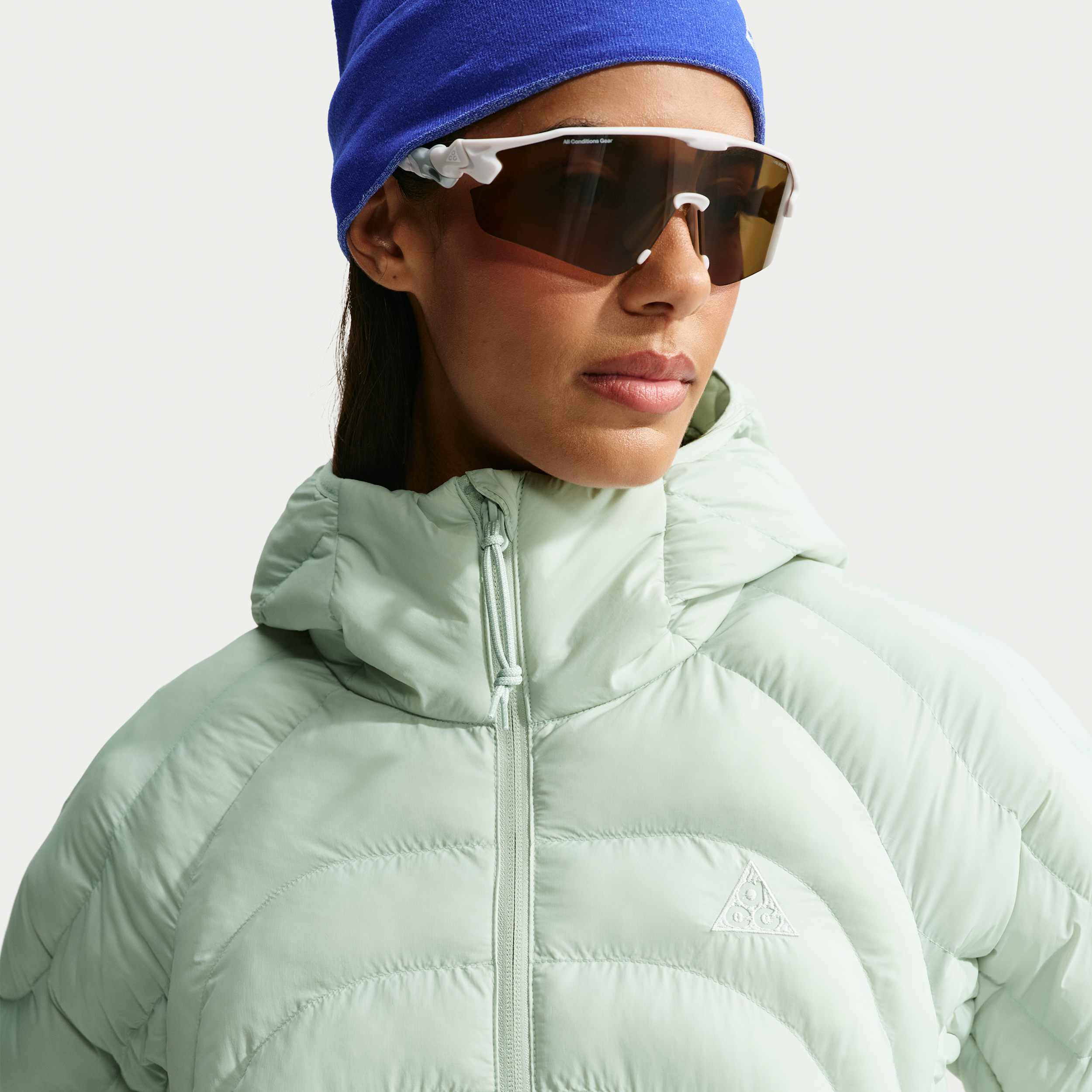 Women's Nike ACG Lava Flow Therma-FIT ADV Hooded Jacket in Grey | IR2242-034