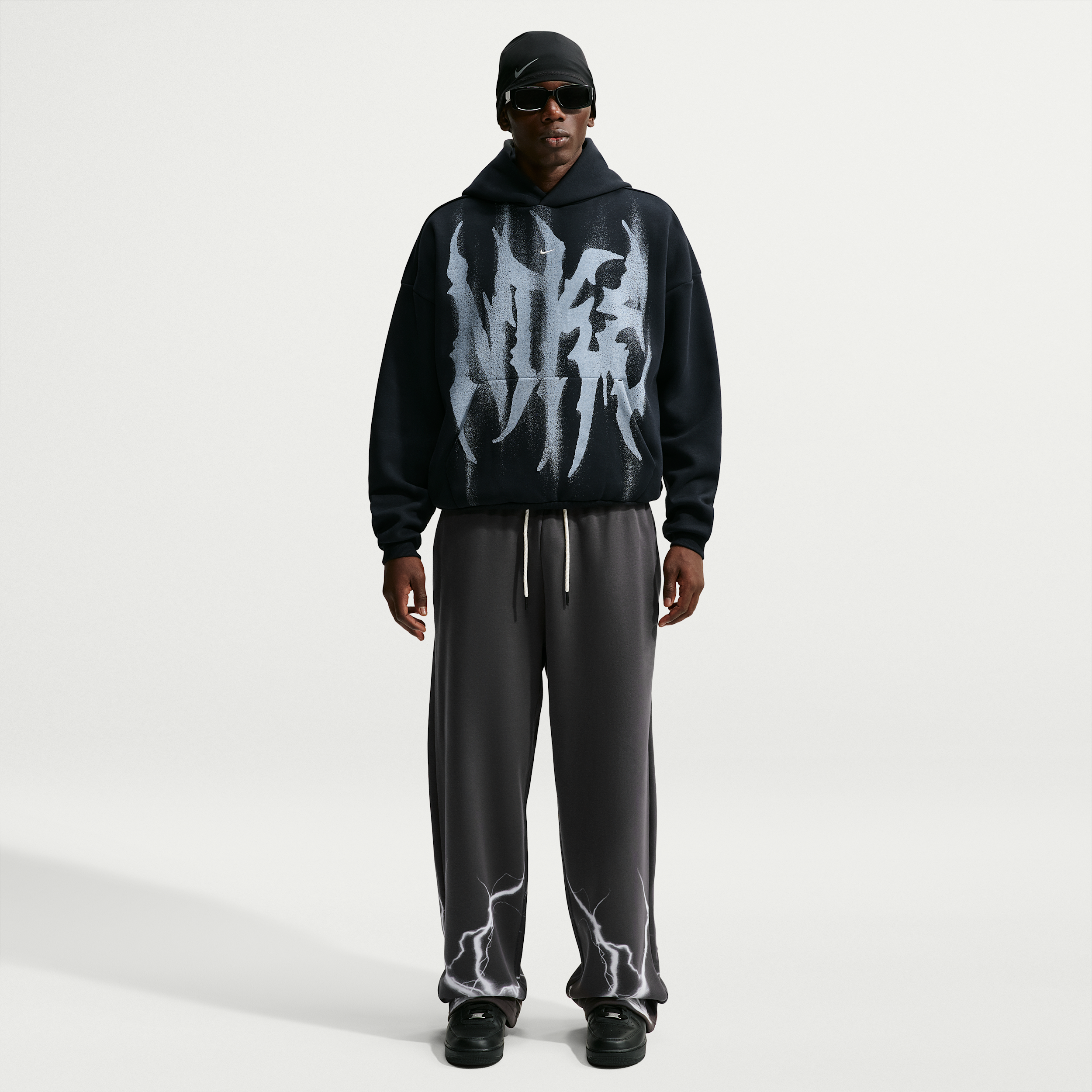 Nike Men's Standard Issue Brushed Basketball Pants in Grey | IM6344-060
