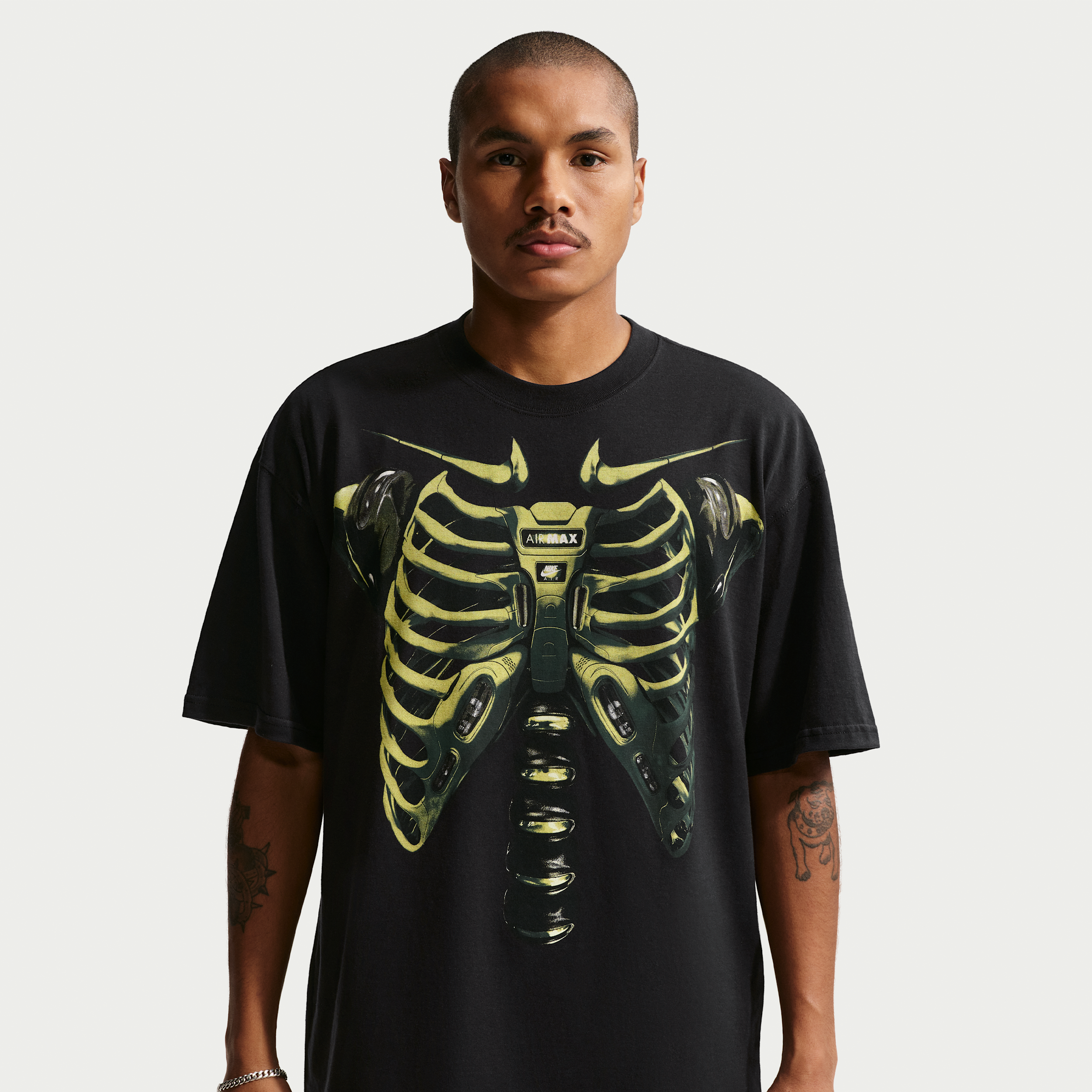 Men's Nike Sportswear Max90 T-Shirt in Black | IQ1009-010