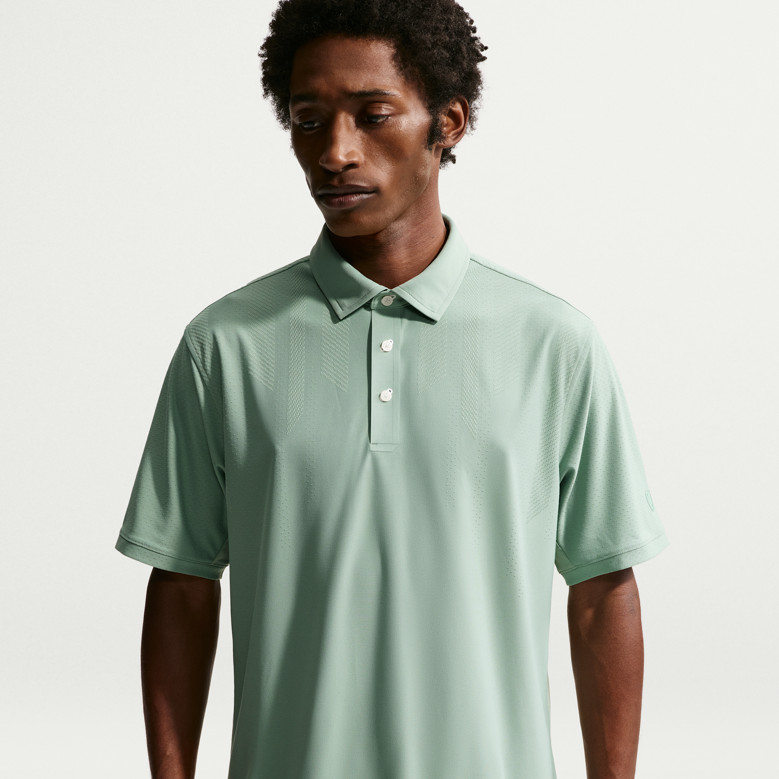 Nike Men's Tailored Performance Dri-FIT Golf Polo in Green | IB0205-006