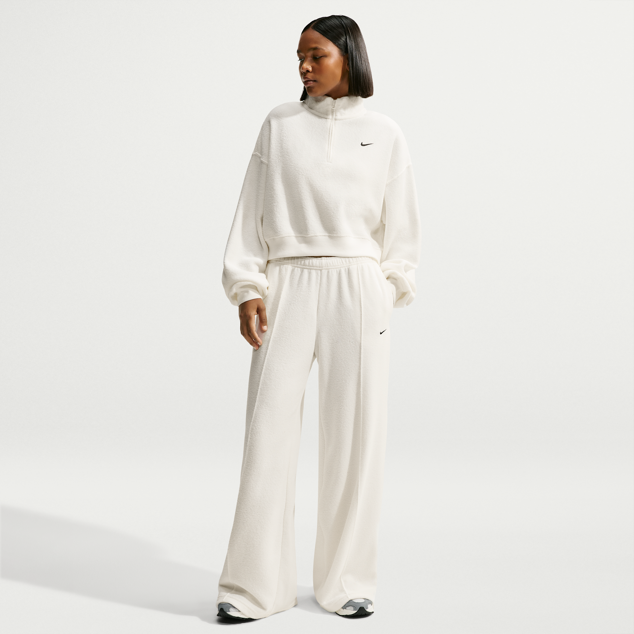 Nike Womens Drawstring Waist Wide Leg Mid Rise Relaxed Fit Fleece Sweatpant, Medium, White