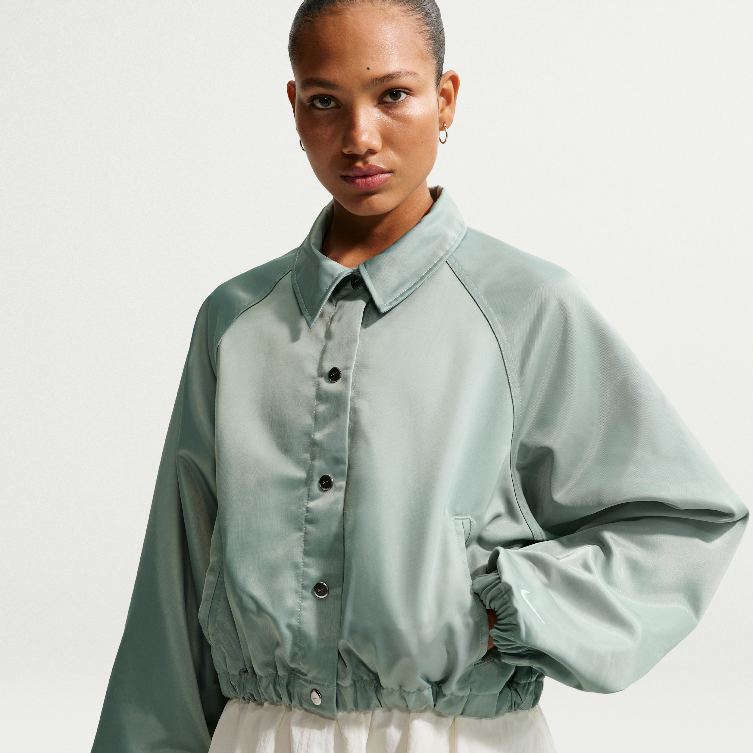 Women's Nike Sportswear Oversized Satin Coaches Jacket in Green | IF0561-006