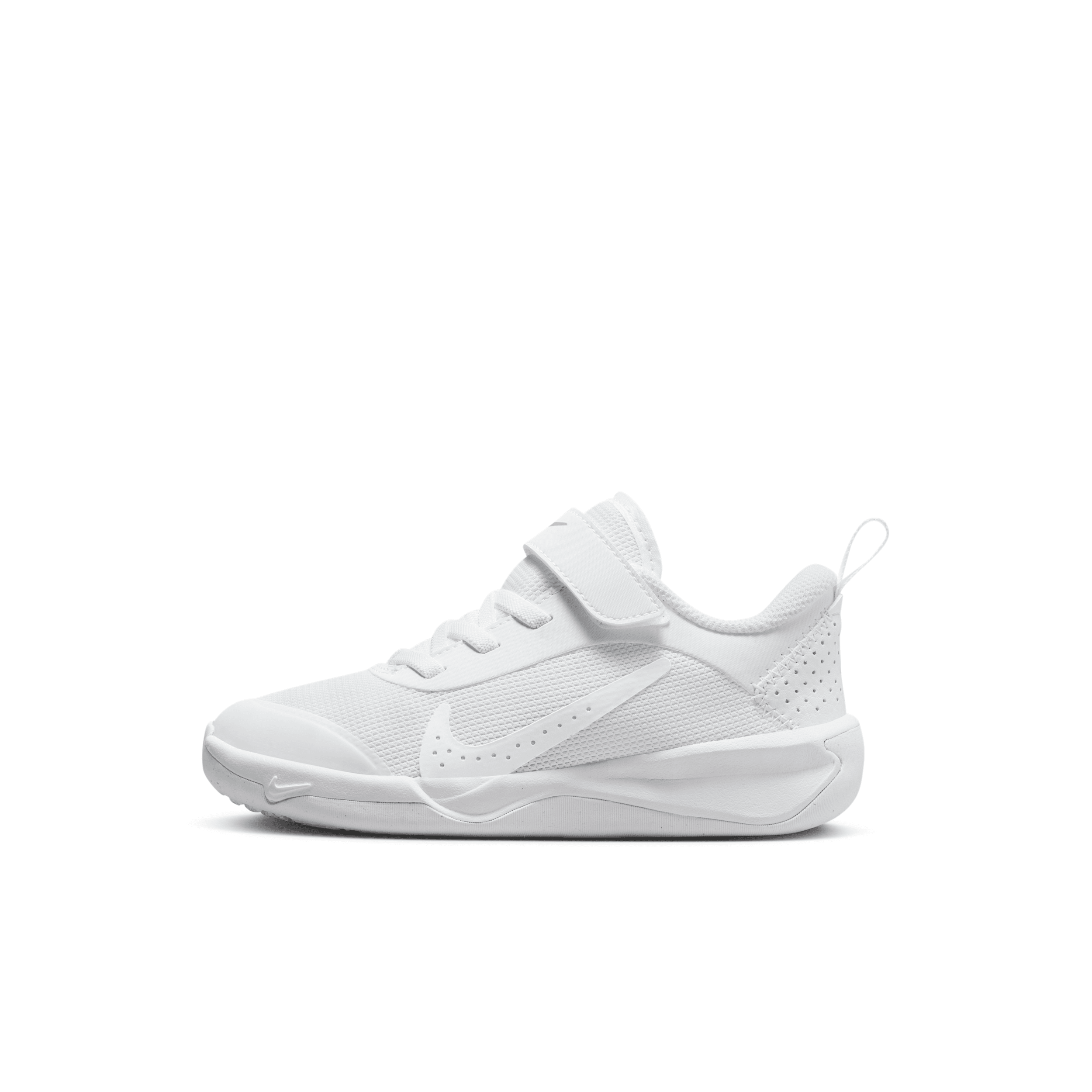 Nike Omni Multi-Court Little Kids' Shoes in White | DM9026-100
