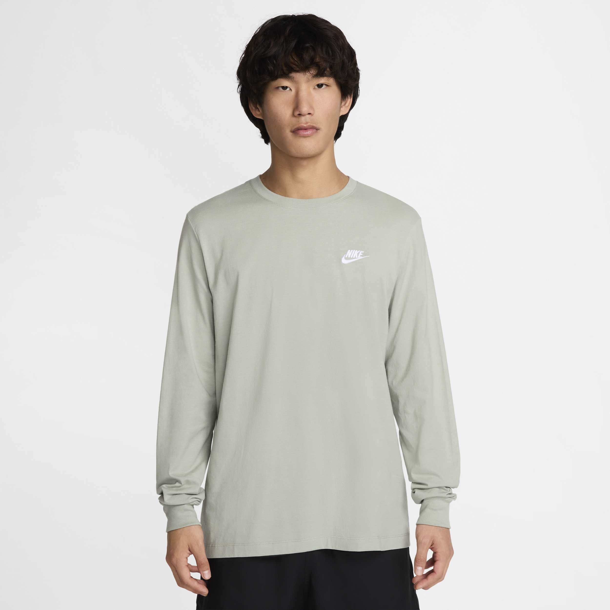 Nike Men's  Sportswear Club Long-sleeve T-shirt In Green