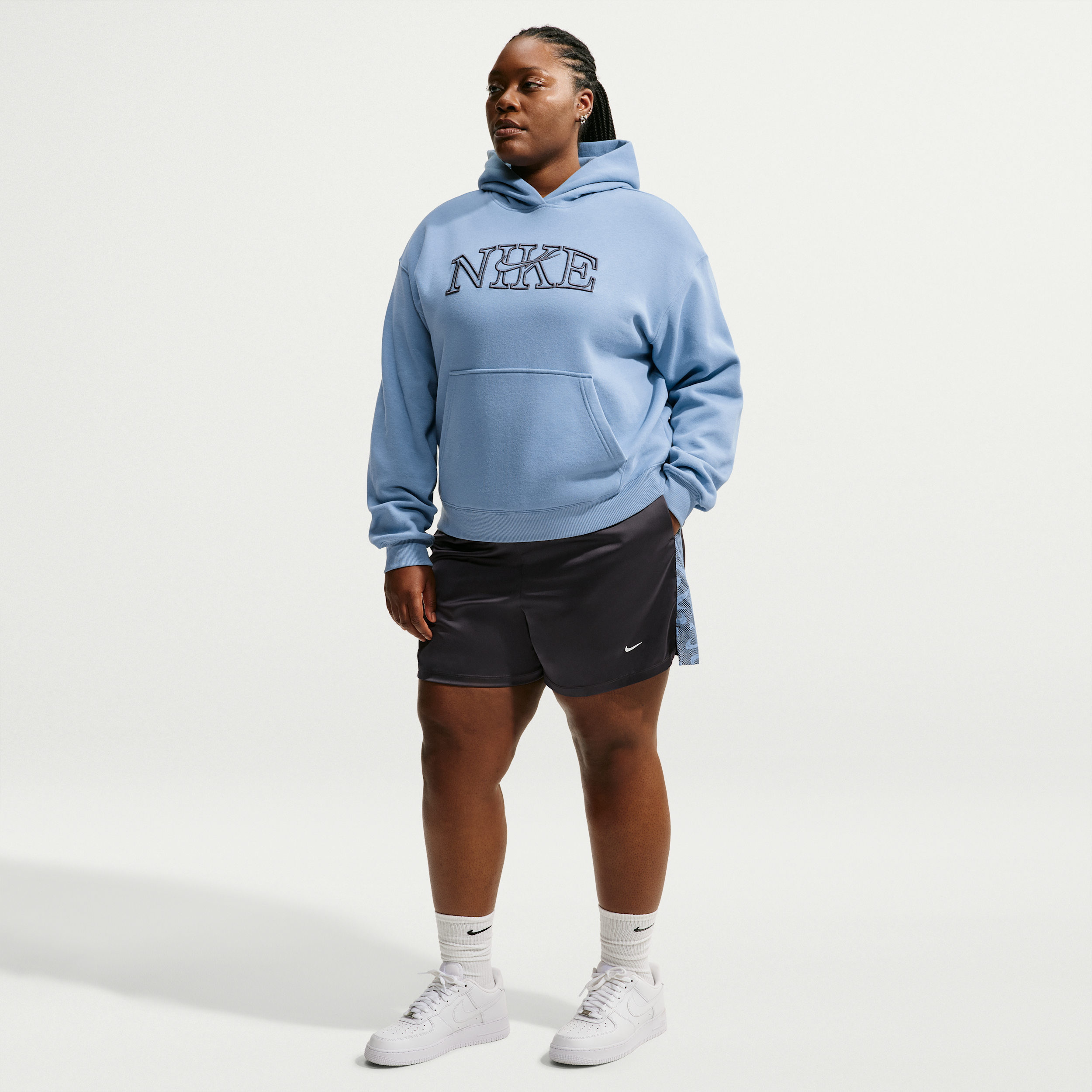 Women's Nike Sportswear Chill Lace Loose Mid-Rise Shorts (Plus Size) in Grey | IU7534-013