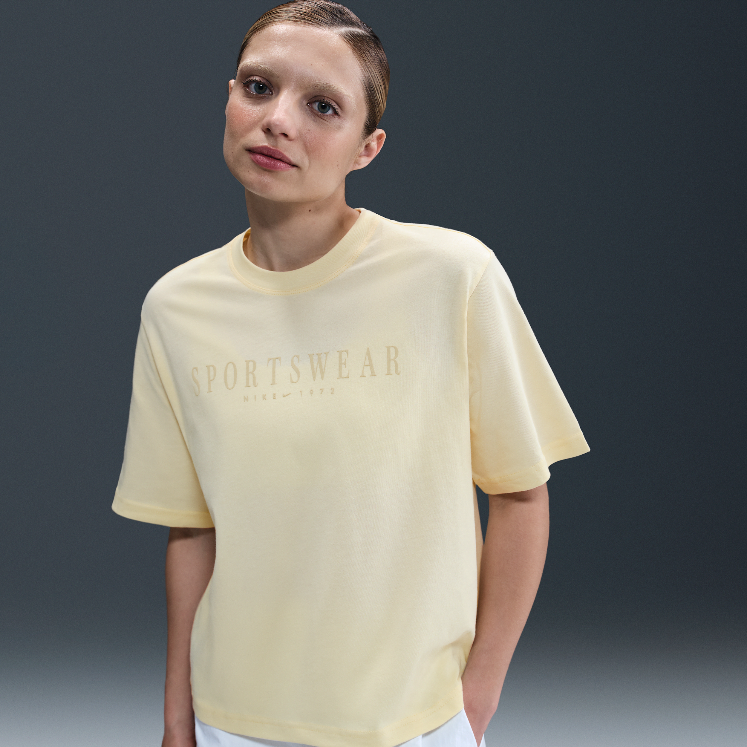 Nike Women's Sportswear Boxy T-shirt