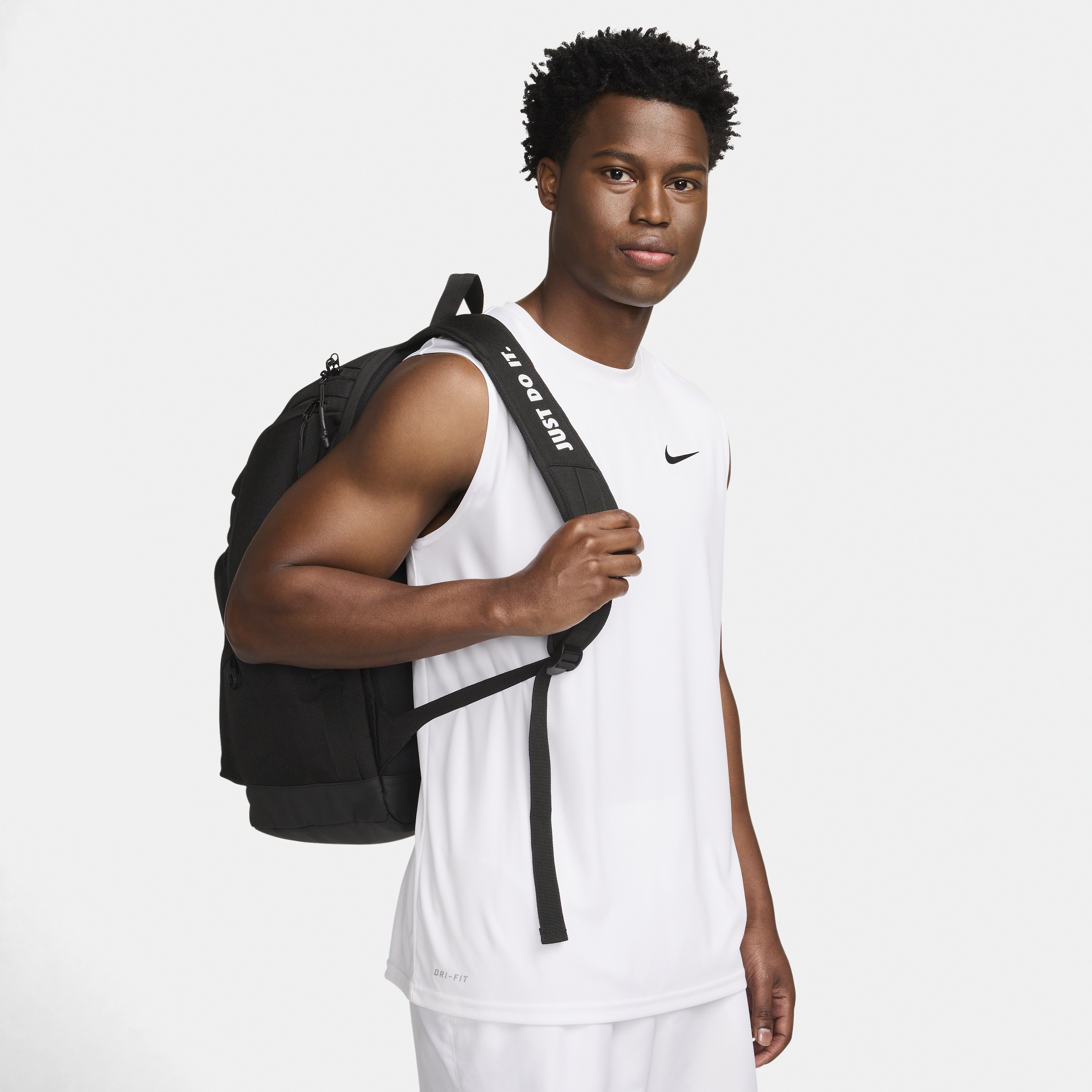 Nike Unisex Swim Repel Backpack (35L) in Black | NESSE138-001