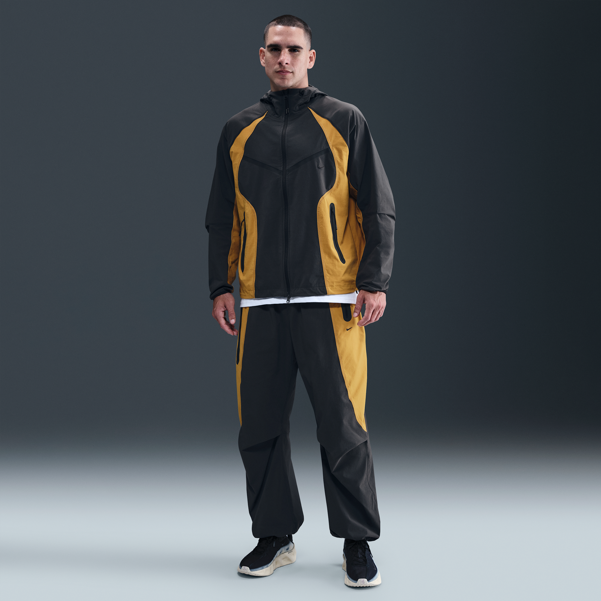 Nike Men's Tech Dri-fit Woven Color-block Loose-fit Pants In Black