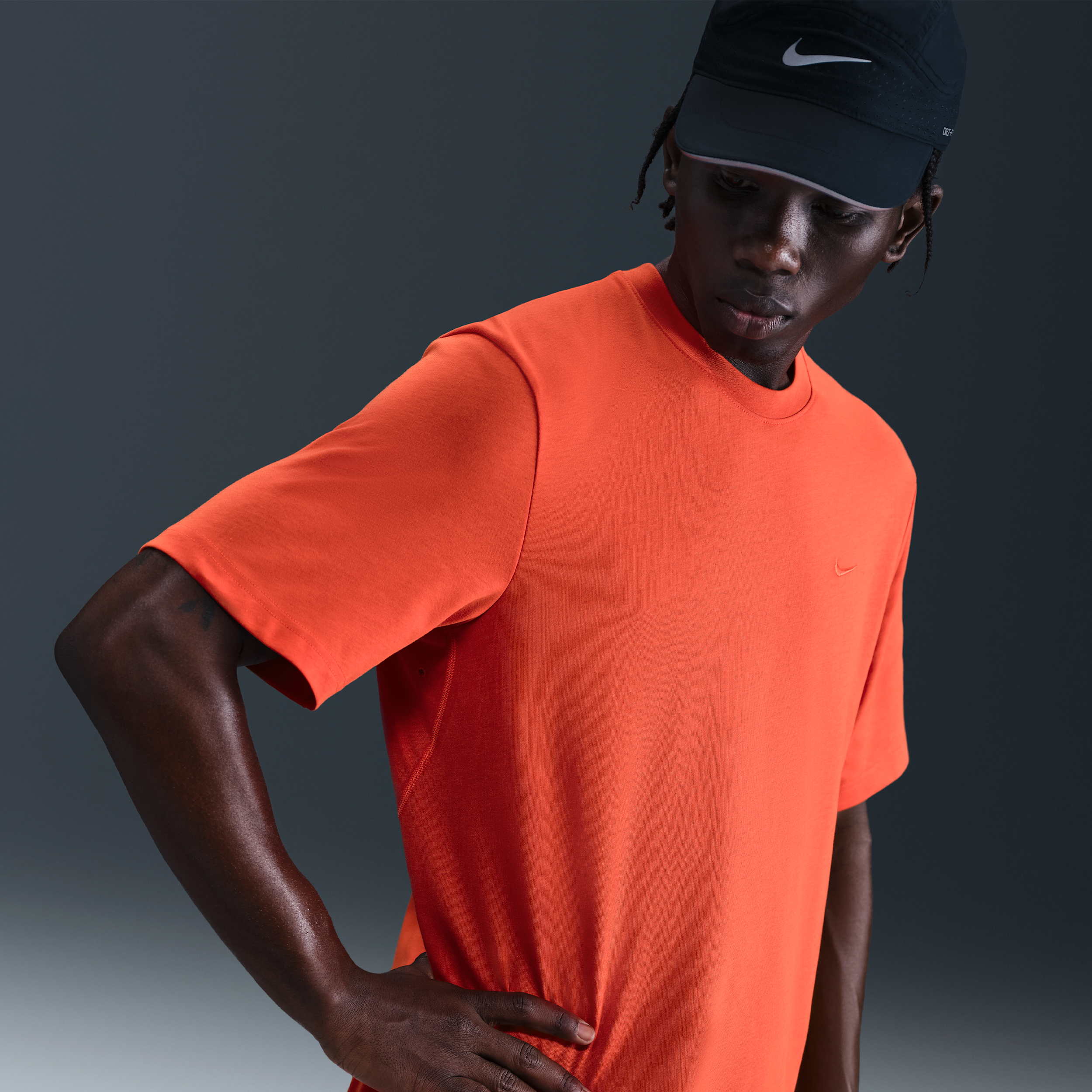 Nike Mens Dri-FIT Primary Statement Short Sleeve T-Shirt - - Picante Red / Picante Red