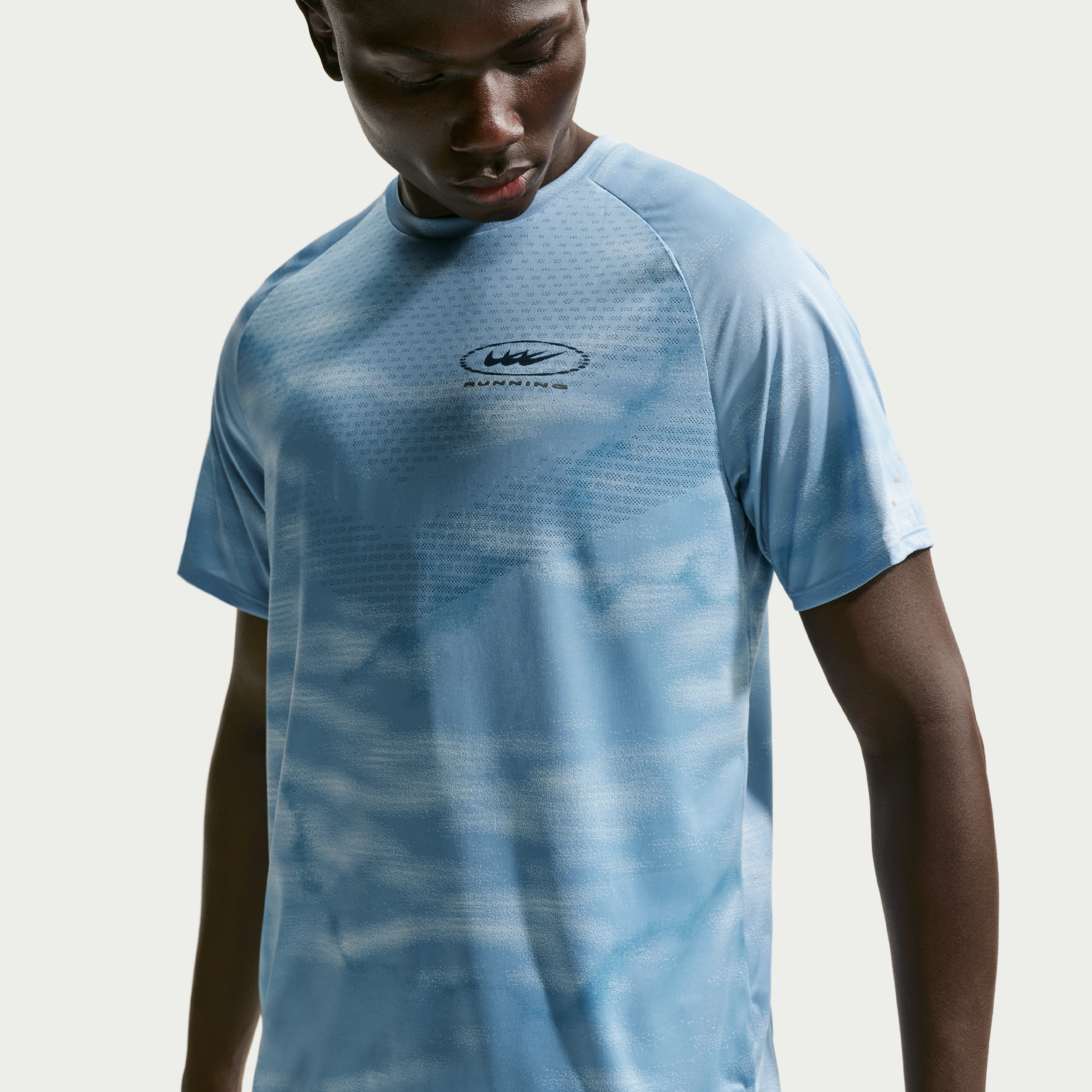 Nike Men's Stride Dri-FIT ADV Short-Sleeve Running Top in Blue | IQ0984-436