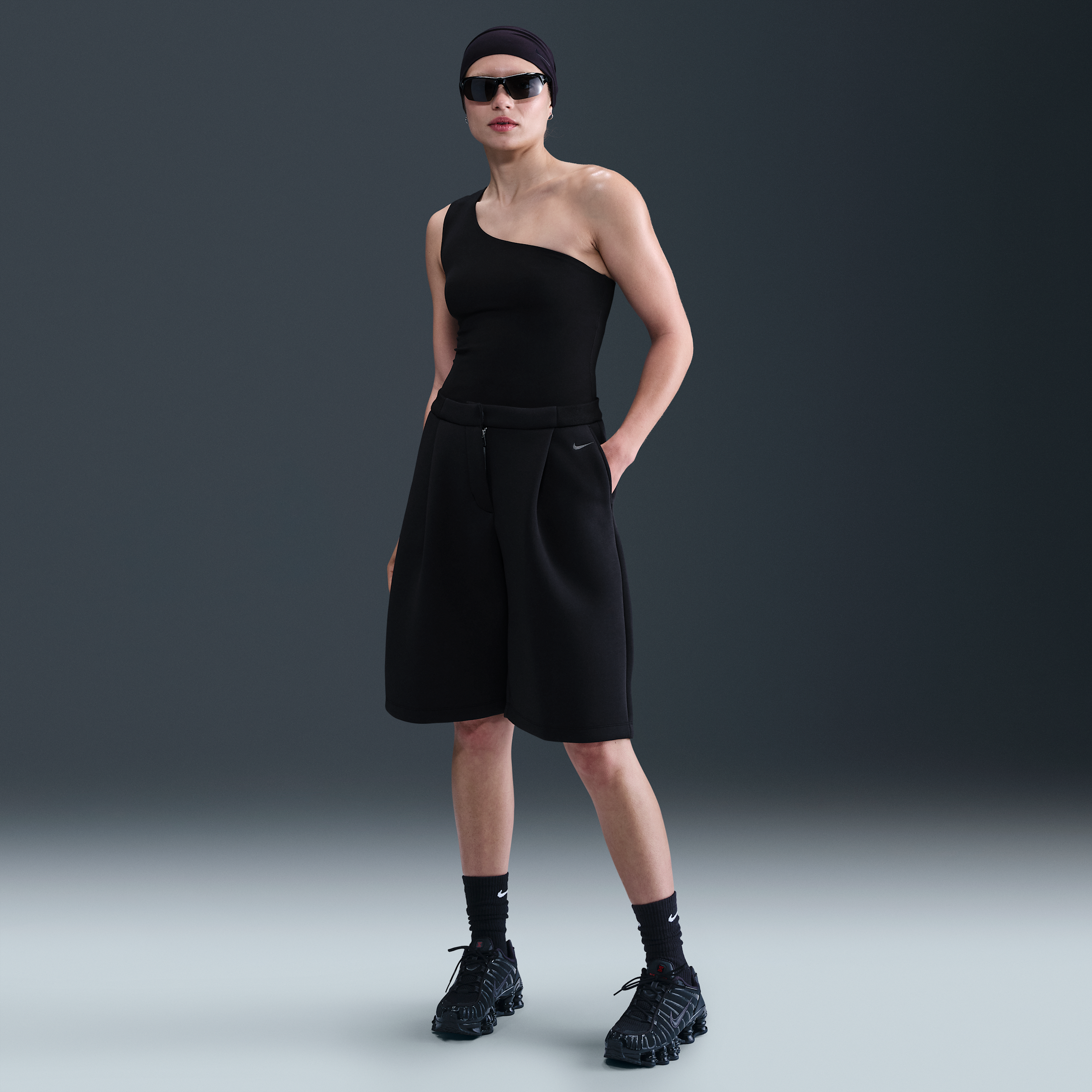 Nike Women's  Sportswear Modern Fleece Mid-rise Loose Shorts In Black