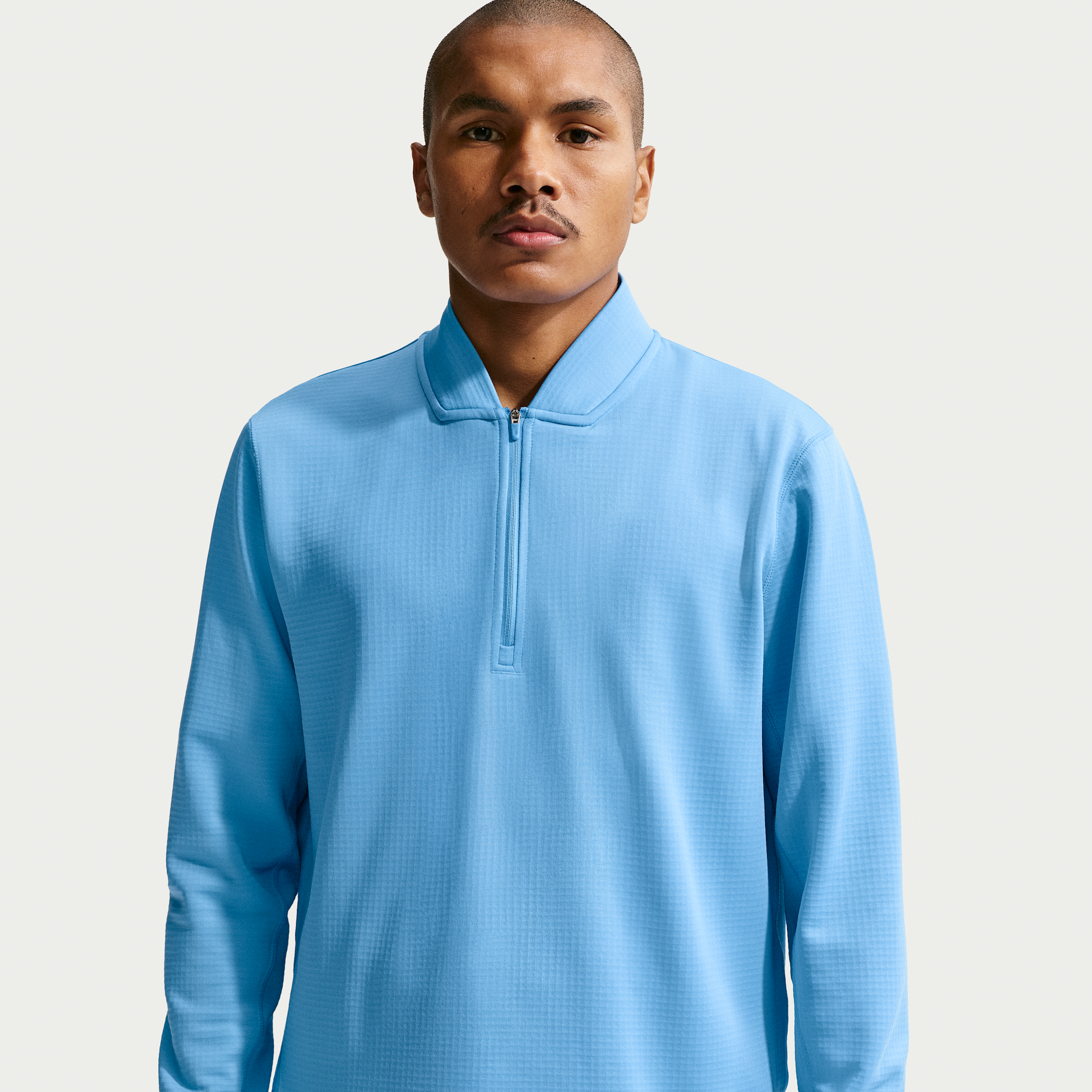 Nike Men's Velocity Therma-FIT 1/2-Zip Golf Top in Blue | IB0307-412