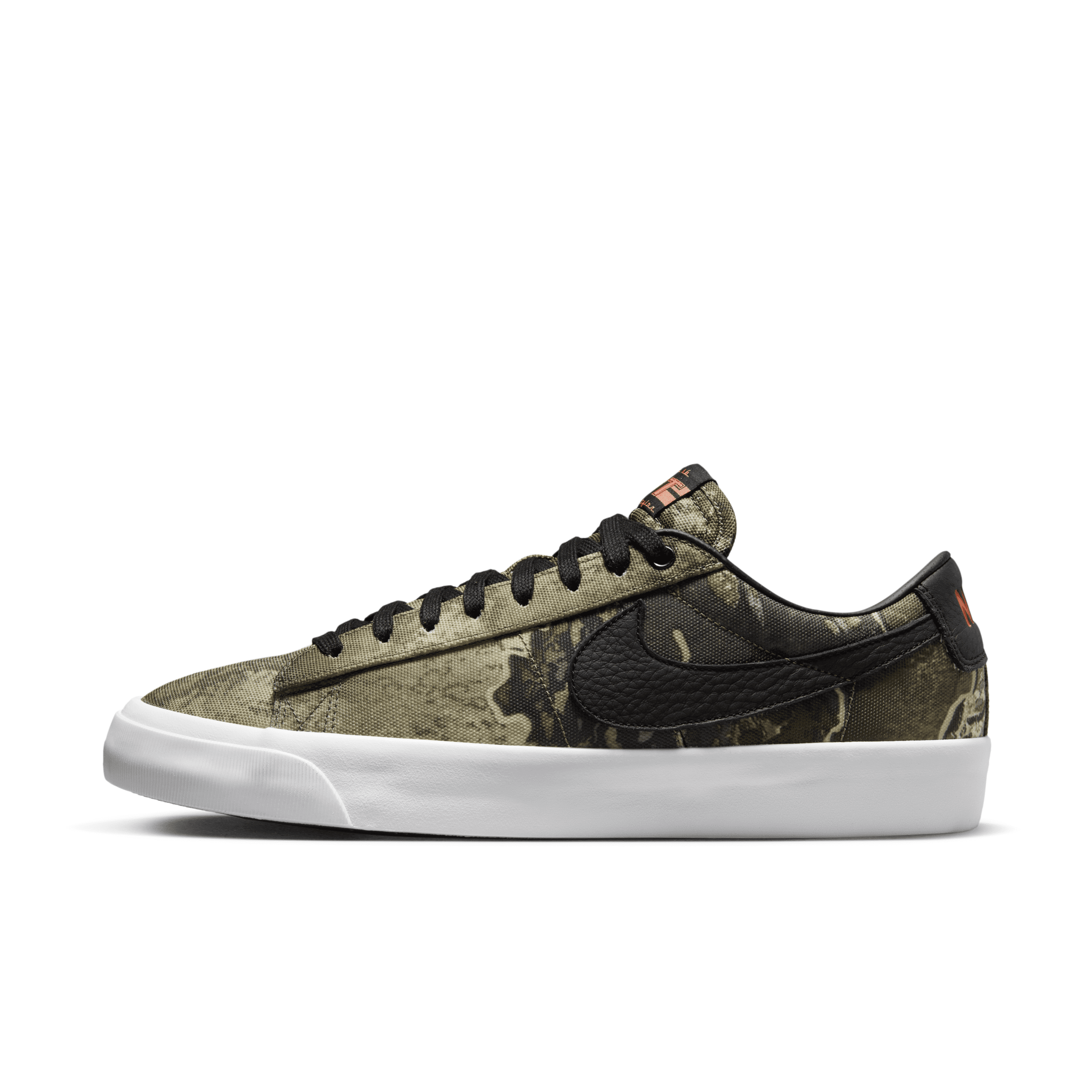 Nike Men's  Sb Blazer Low Pro Gt Premium Skate Shoes In Black