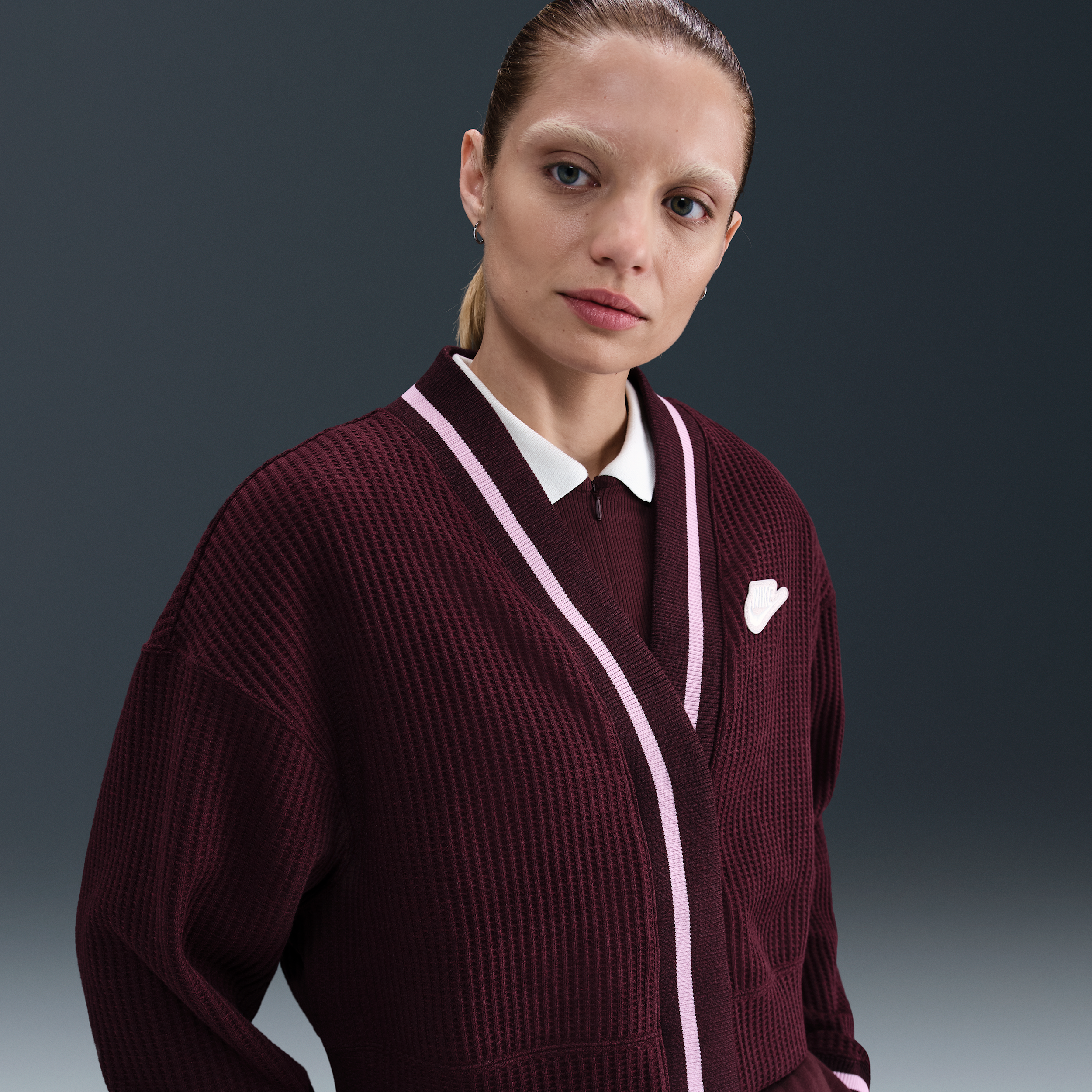 Nike Women's  Sportswear Jacket In Red