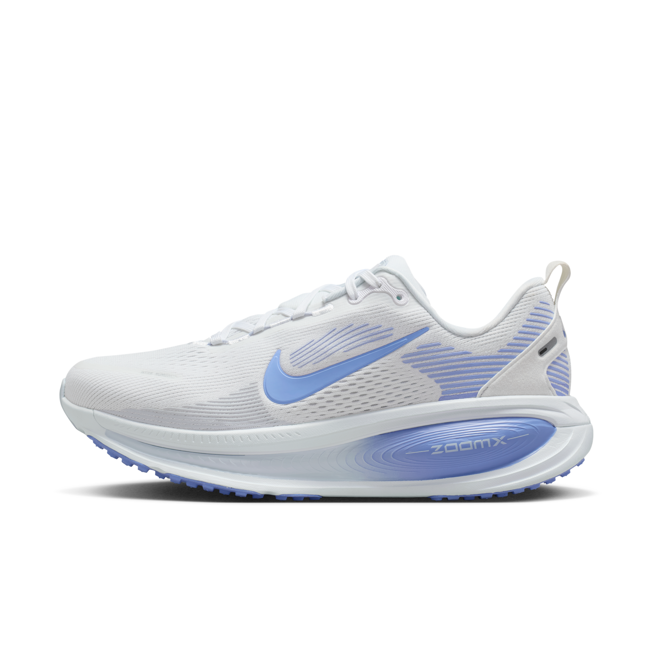 Nike Women's Vomero 18 Road Running Shoes (extra Wide) In White
