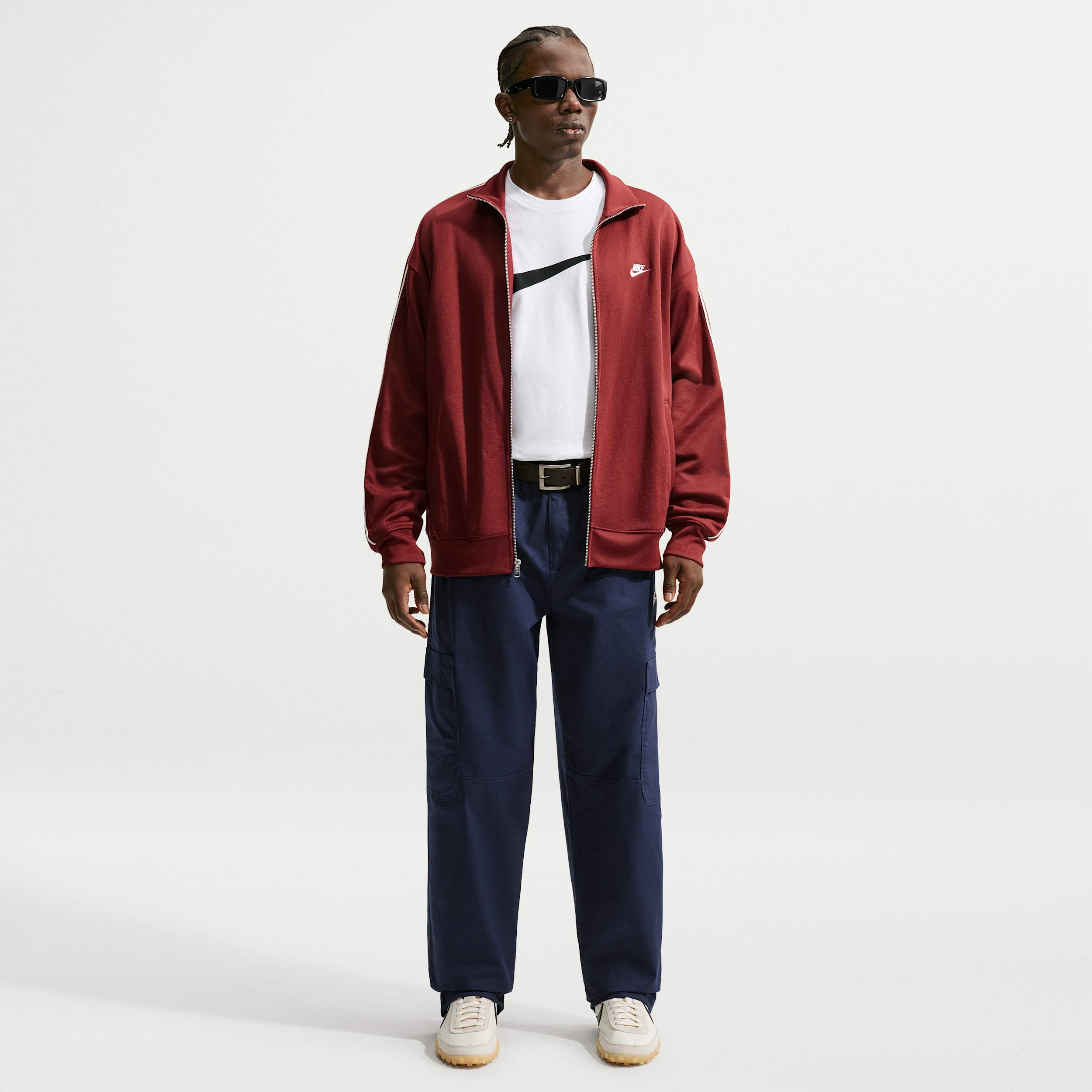 Men's Nike Sportswear Club Woven Cargo Pants in Blue | HV1433-451