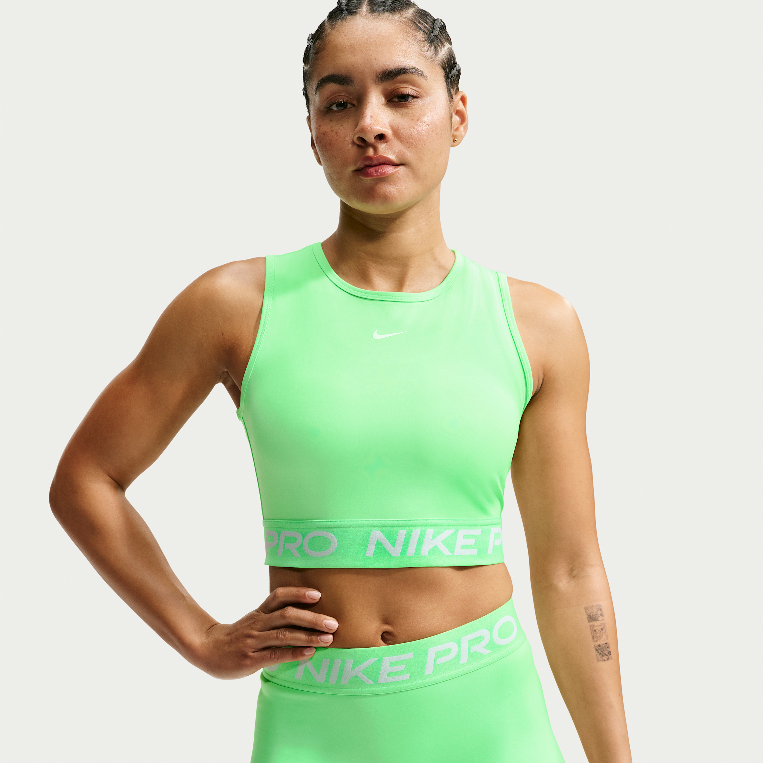 Women's Nike Pro Dri-FIT Cropped Tank Top in Green | FZ3615-336