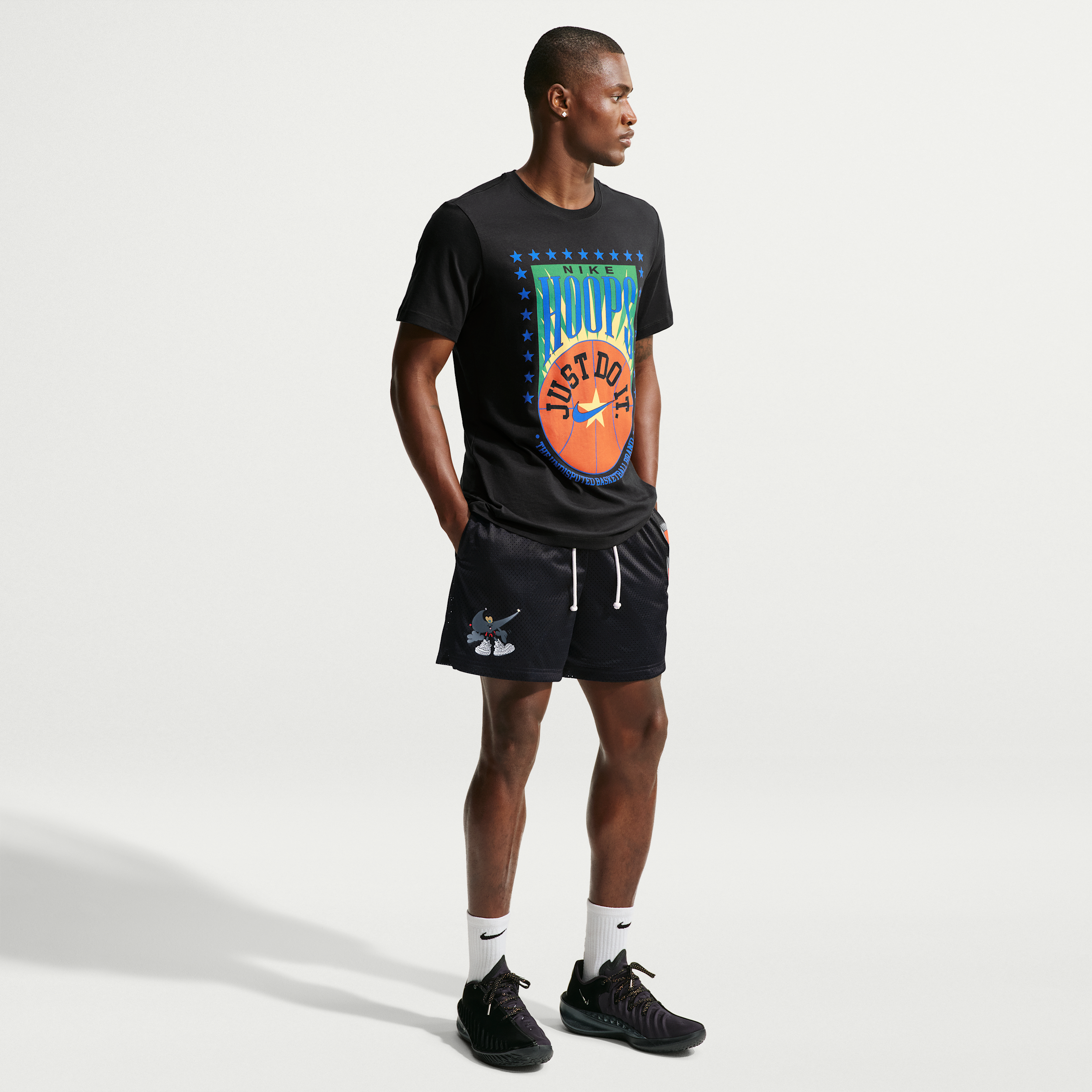 Nike Men's Standard Issue Dri-FIT 5" Practice Mesh Basketball Shorts in Black | IX5932-010