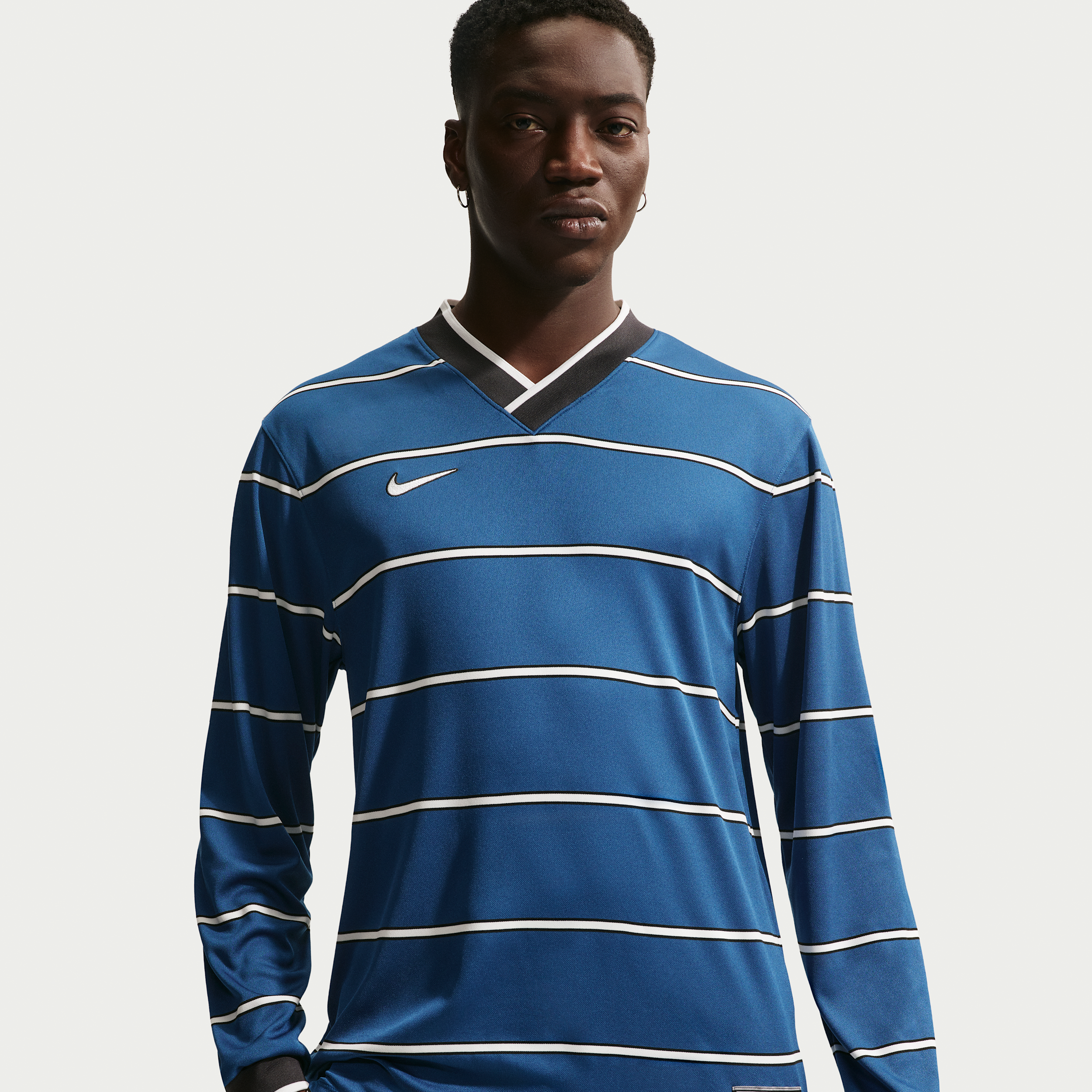Nike Men's Energy Dri-FIT Soccer Long-Sleeve Soccer Top in Blue | IF1532-476
