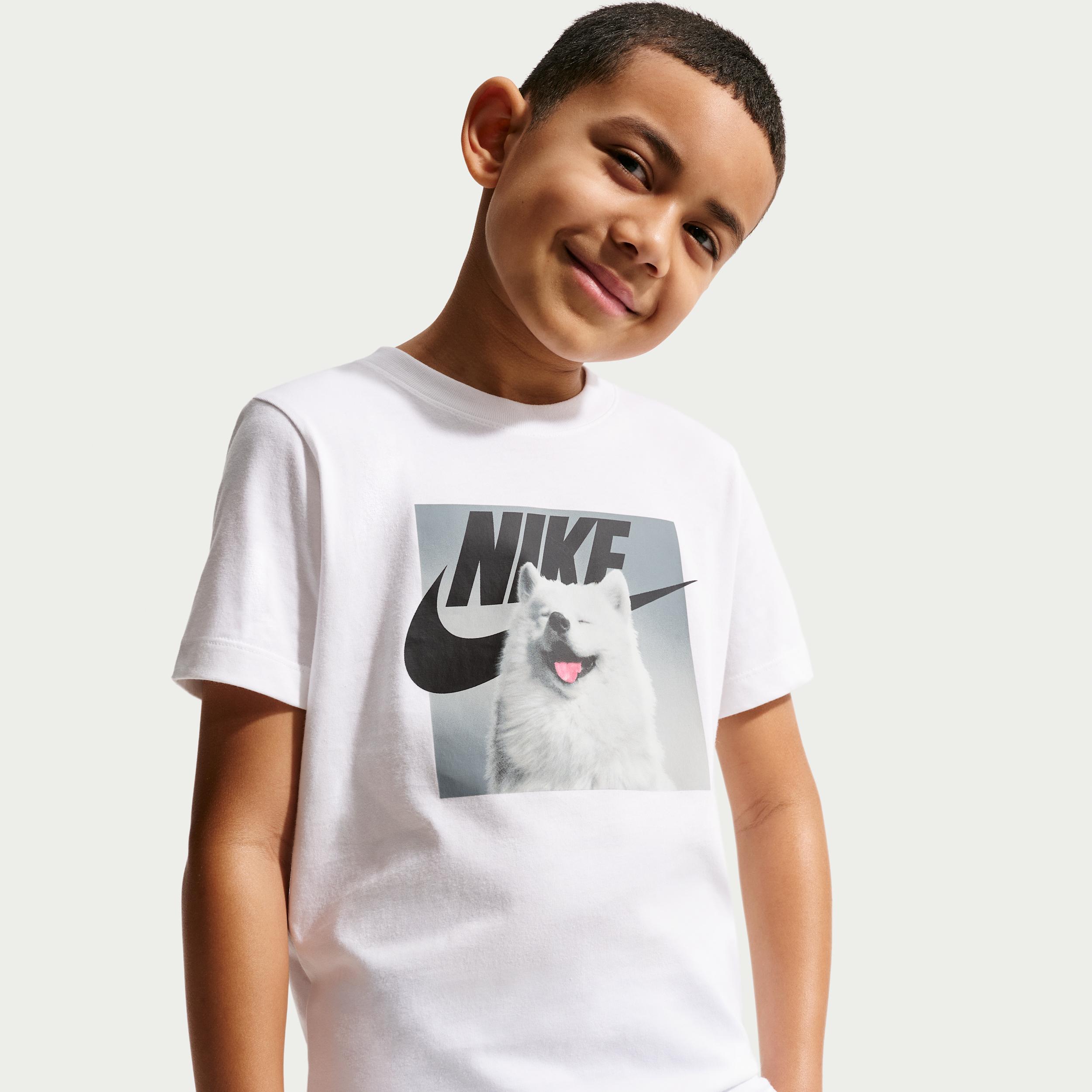 Nike Sportswear Big Kids' T-Shirt in White | IO1977-100