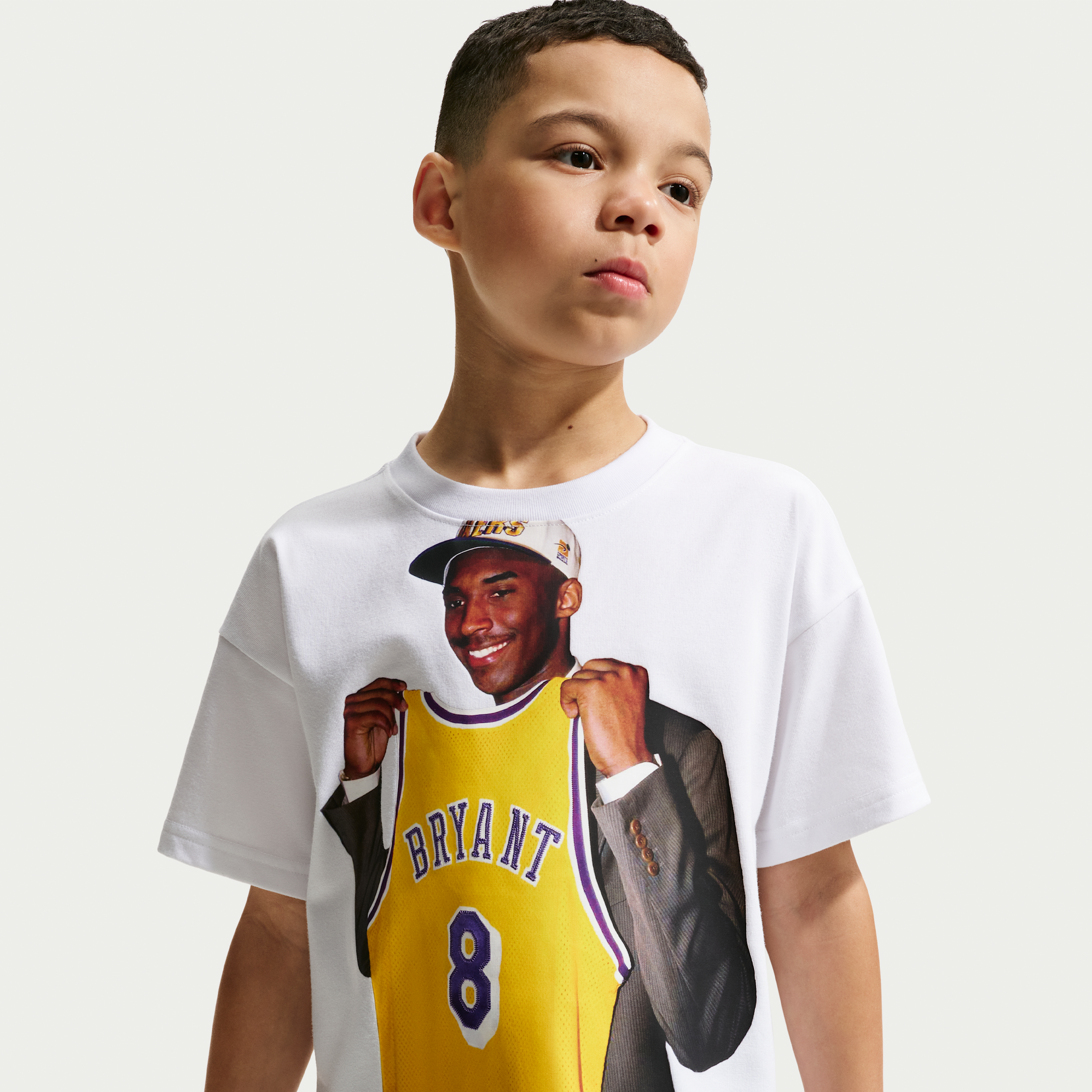 Nike Kids' Kobe Bryant Dri-FIT Max90 Draft Day Graphic Tee, Medium, White