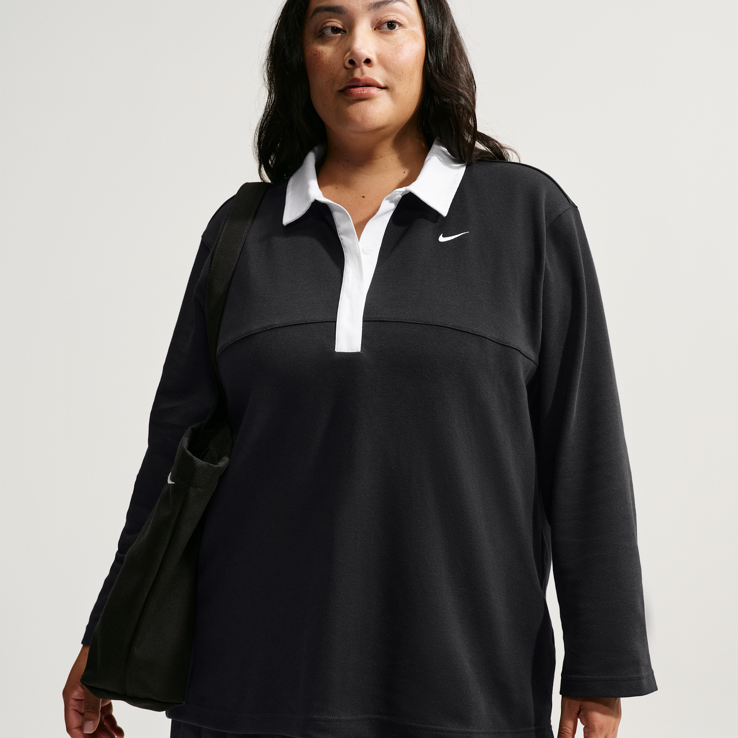 Women's Nike Sportswear Oversized Long-Sleeve Polo (Plus Size) in Black | IF0359-010