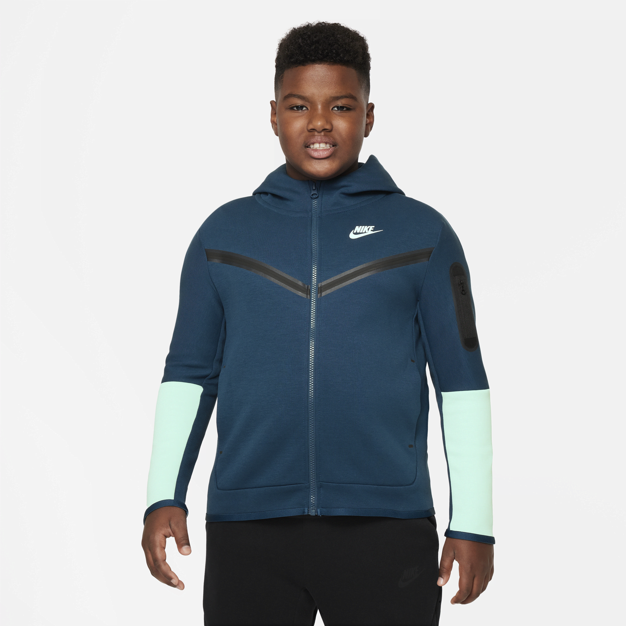 Nike Sportswear Tech Fleece Big Kids' (boys') Full-zip Hoodie (extended ...
