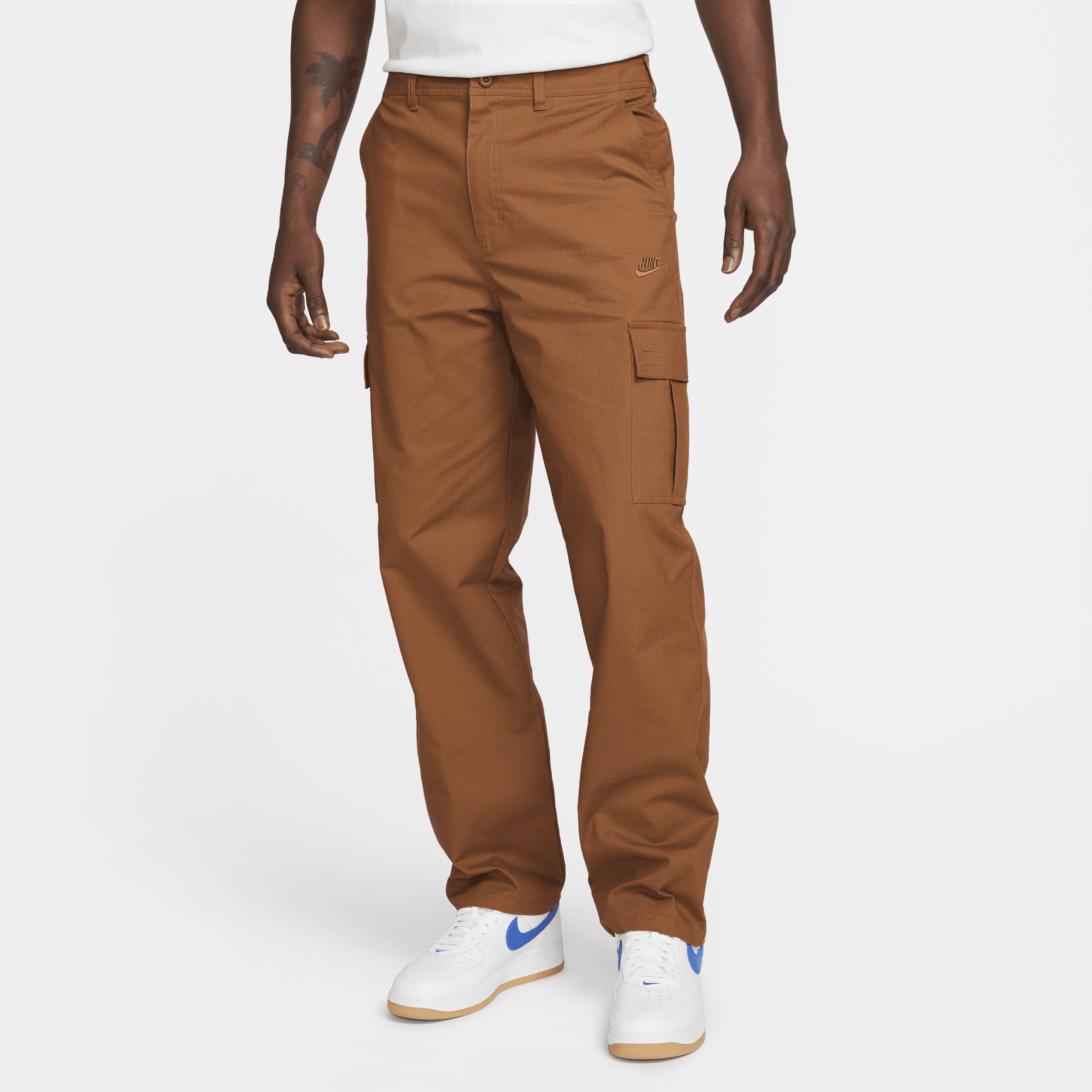 Nike Club Stretch Cotton Cargo Pants In Brown