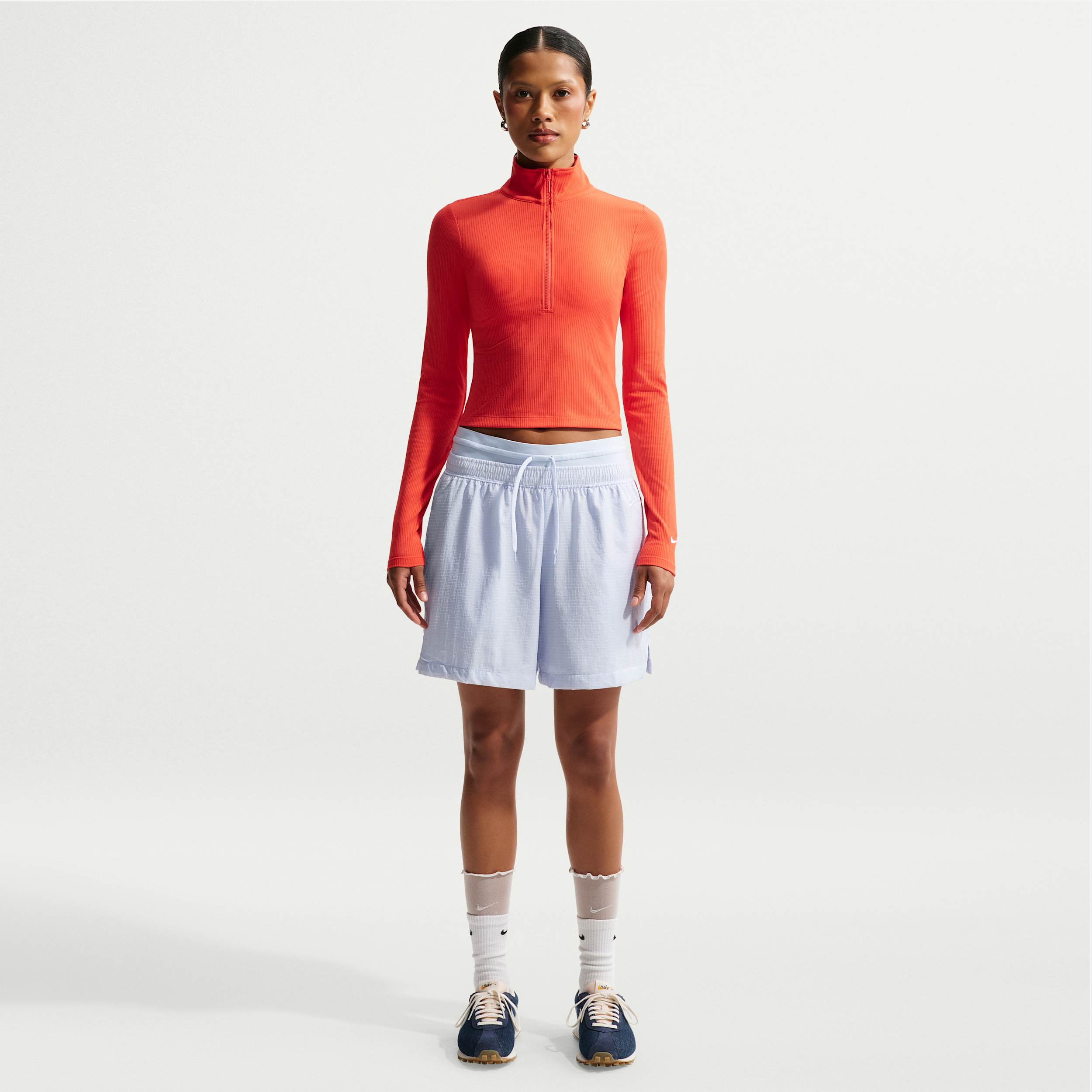 Women's Nike Sportswear Loose High-Waisted Lightweight Ripstop Shorts in Blue | IF0563-407