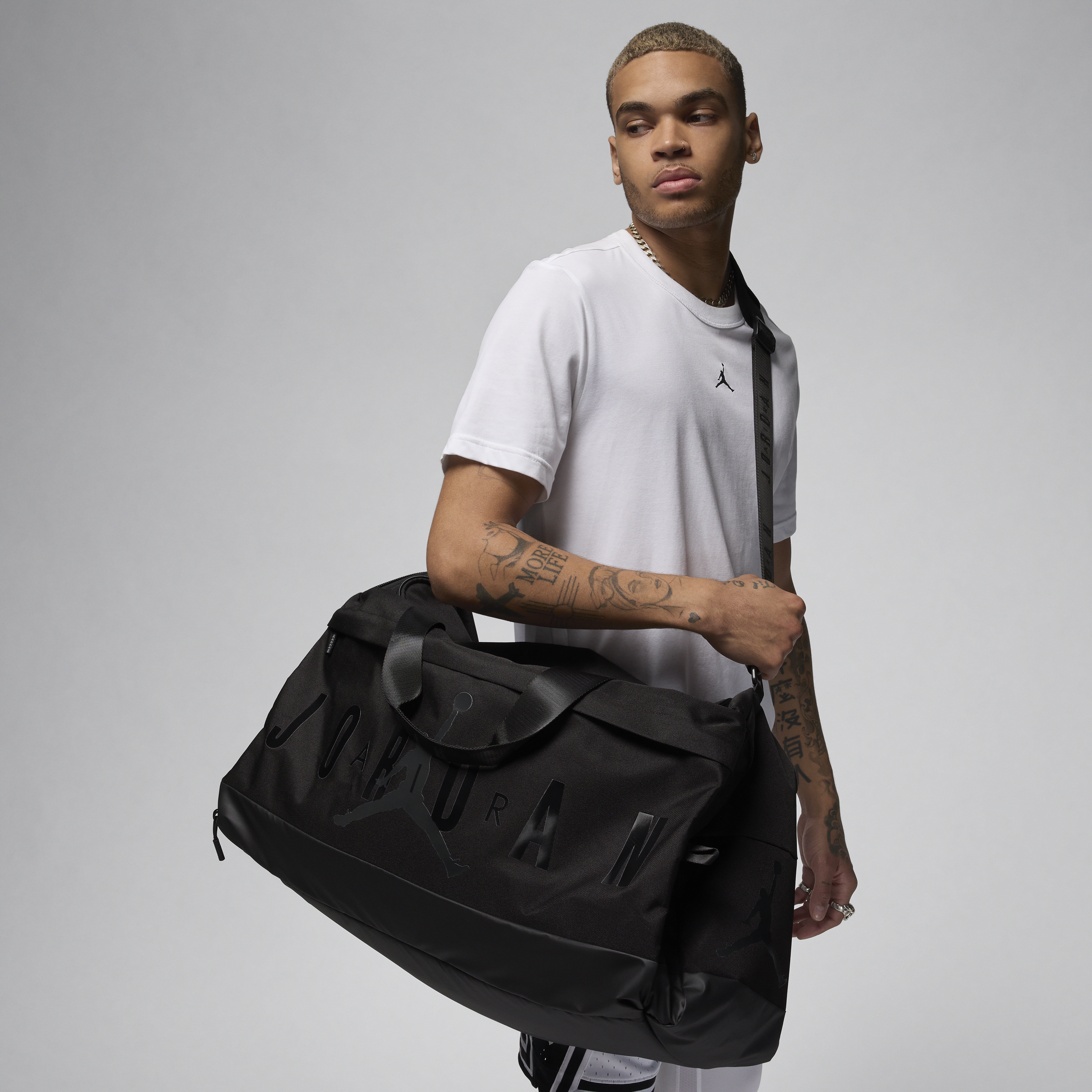 Jordan Velocity Duffle Bag (69l) In Black