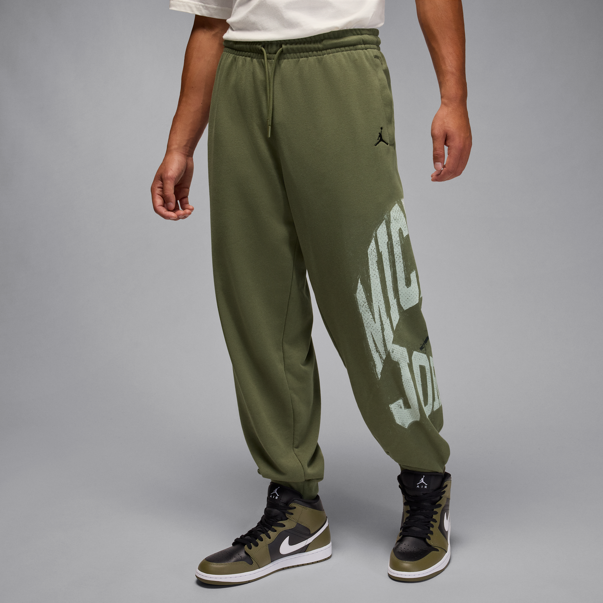 Men's Jordan Brooklyn Collegiate Pants in Green | HV0091-222
