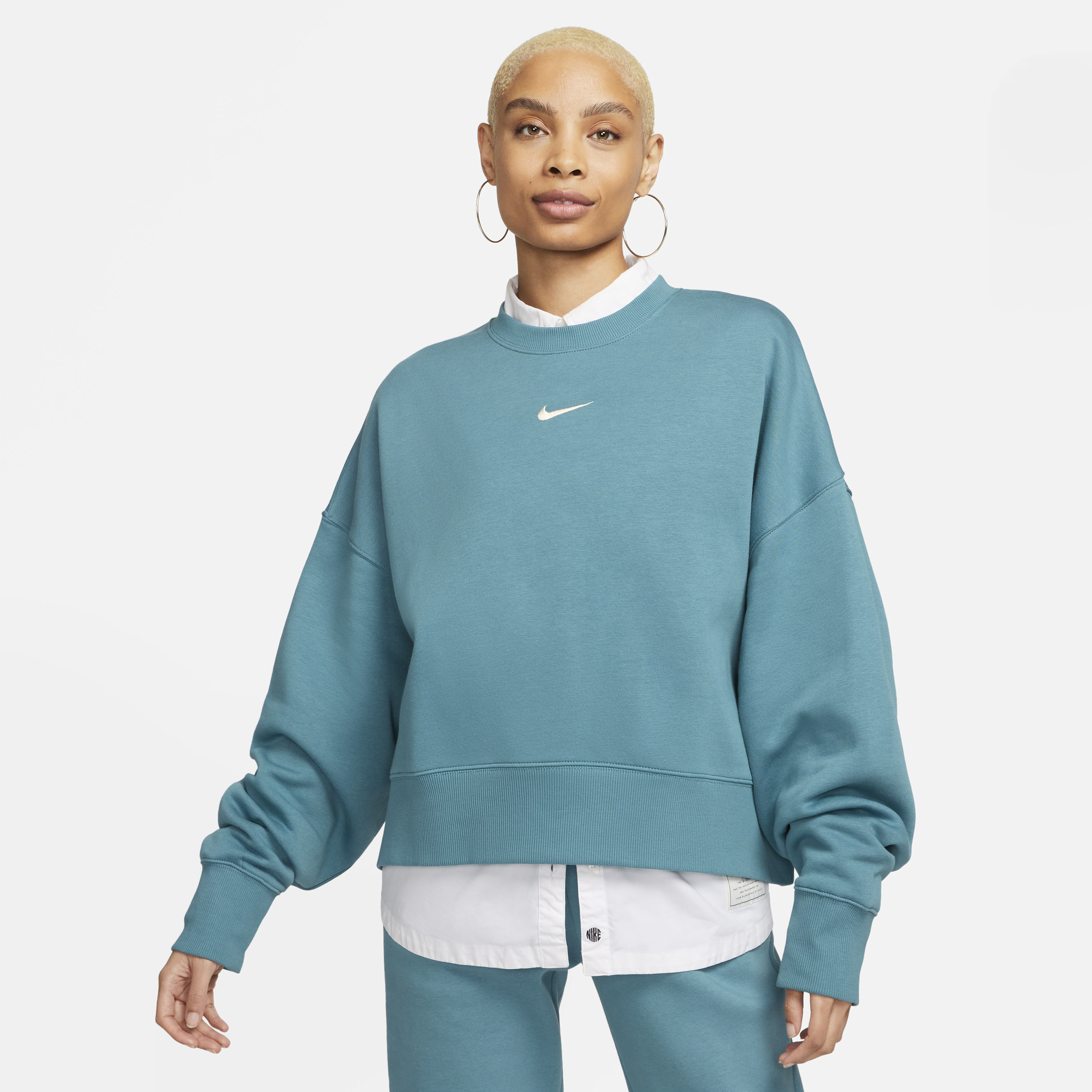 Nike Women's  Sportswear Phoenix Fleece Over-oversized Crewneck Sweatshirt In Blue